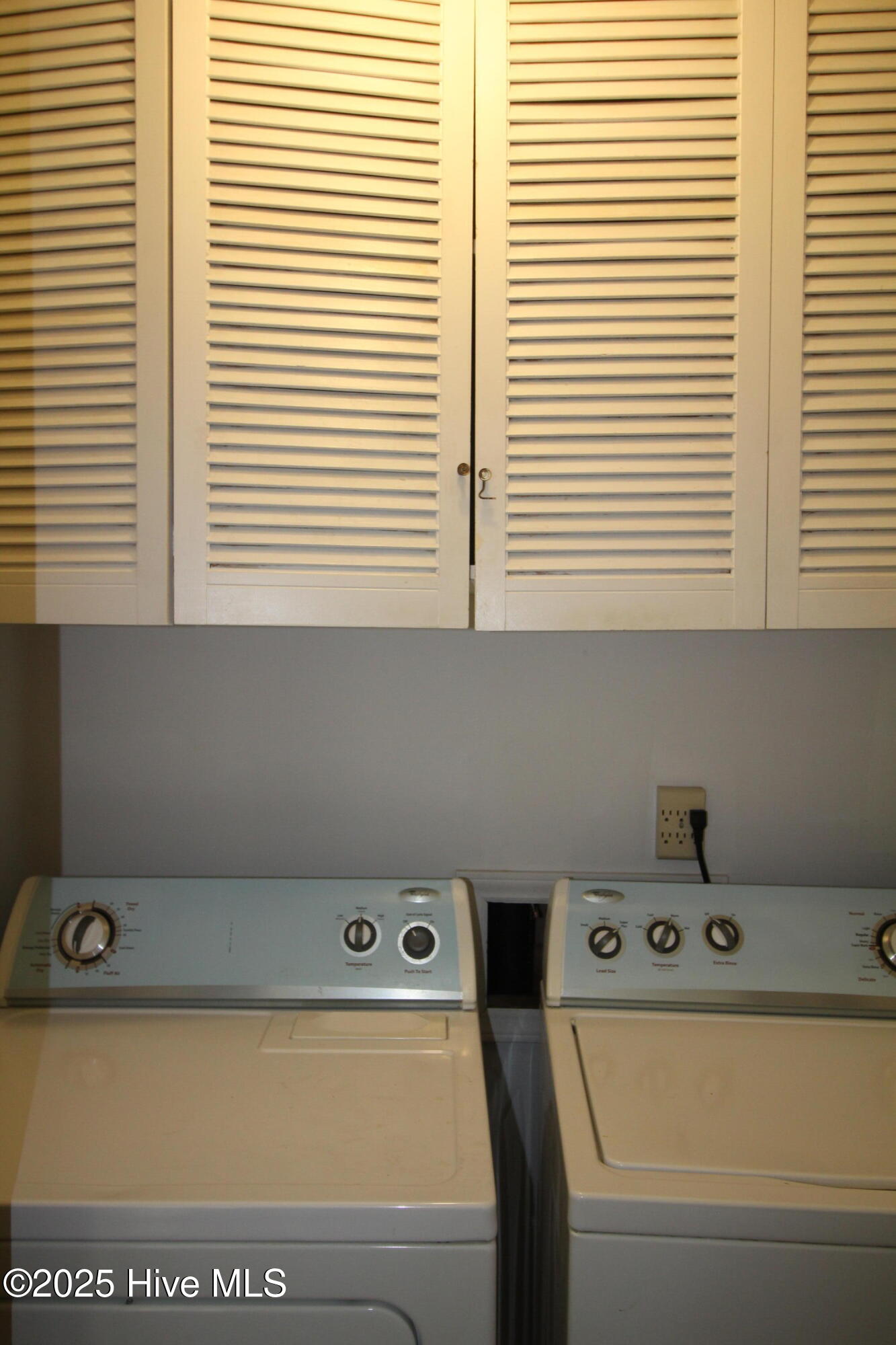 206 Stratford Road Property Photo 10