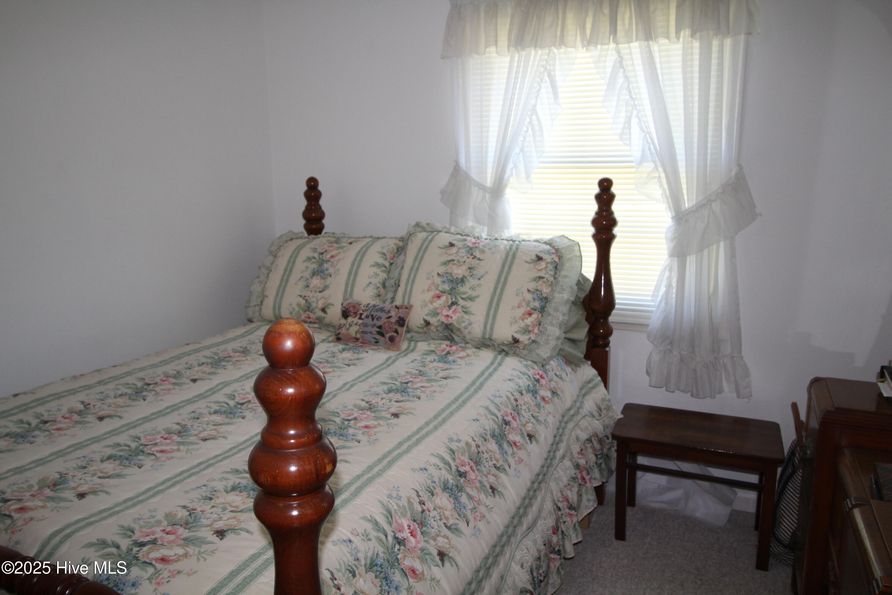 206 Stratford Road Property Photo 18