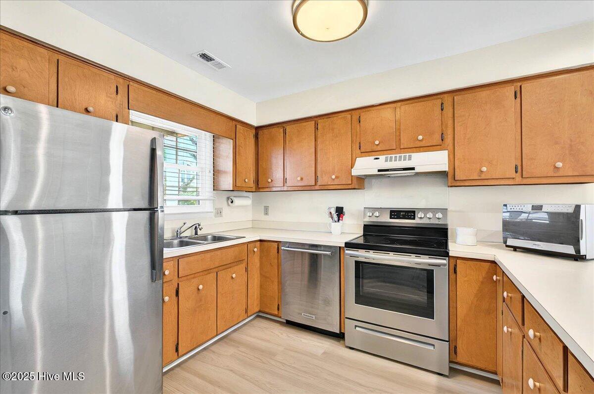 256 Brunswick Avenue A Property Photo 6