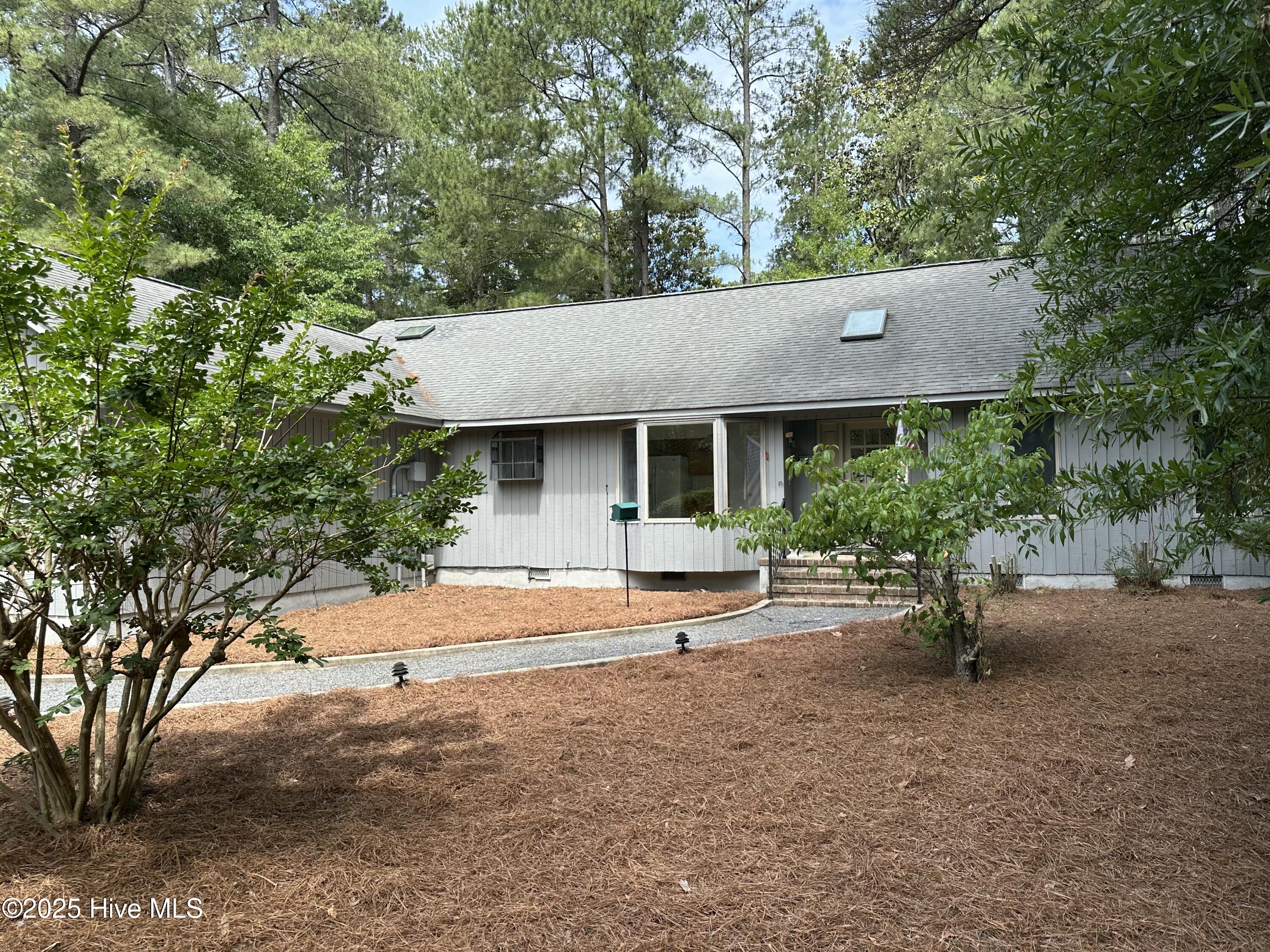 65 Lake Forest Drive Property Photo 1