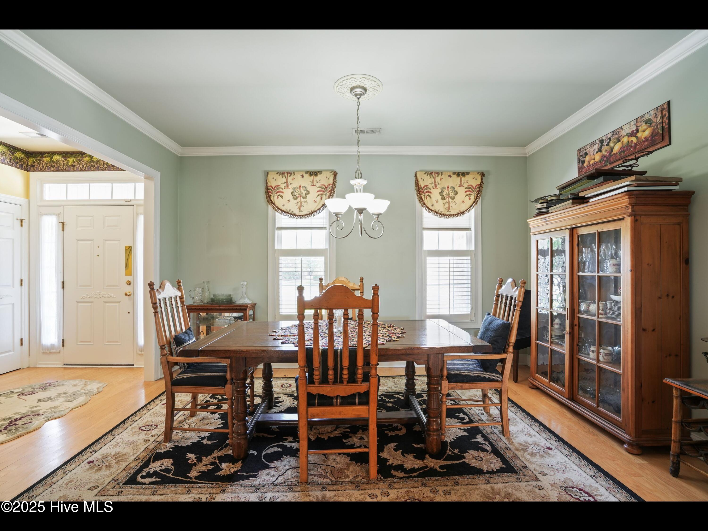 1133 Grandiflora Drive Property Photo 6