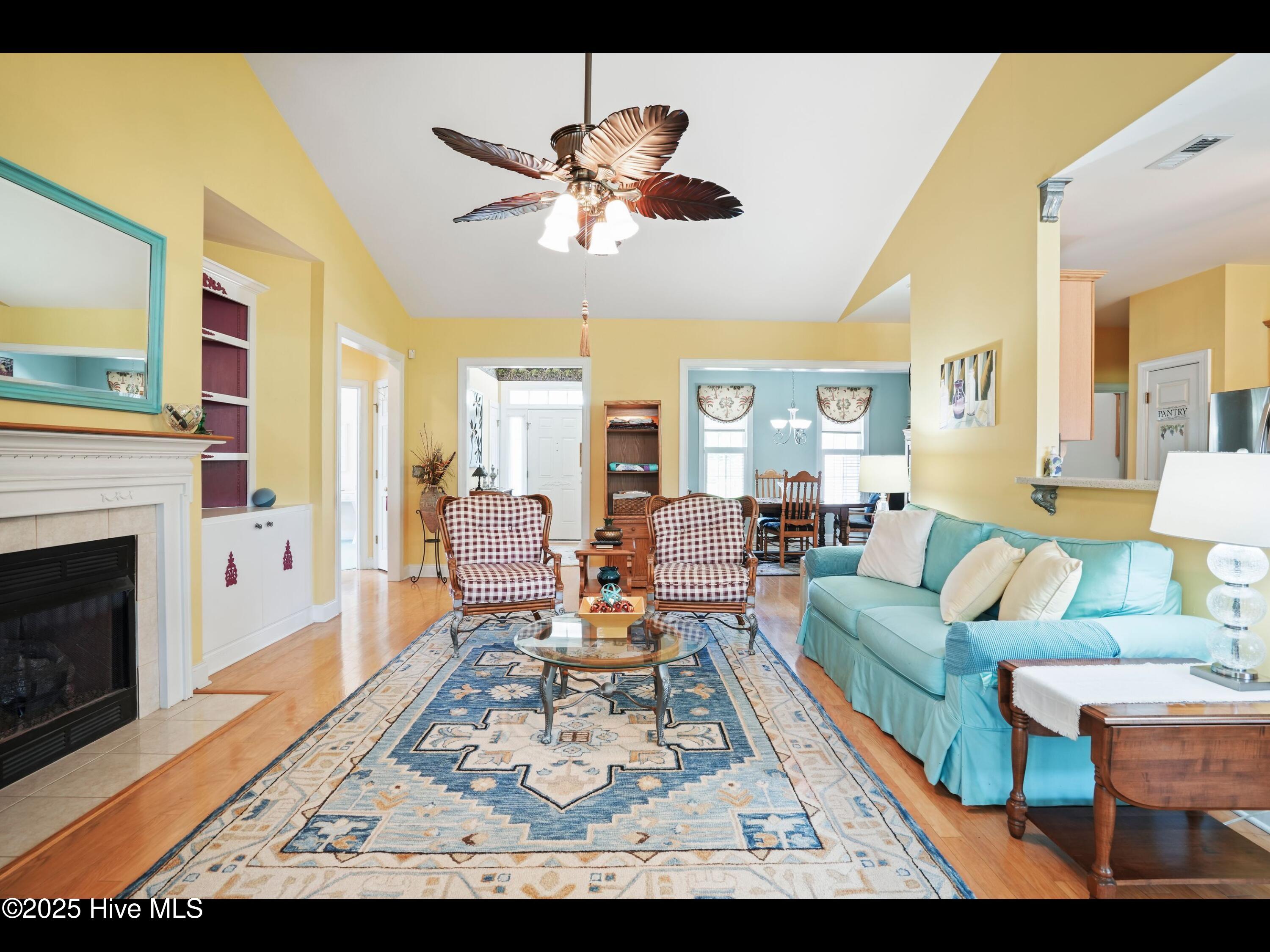 1133 Grandiflora Drive Property Photo 10