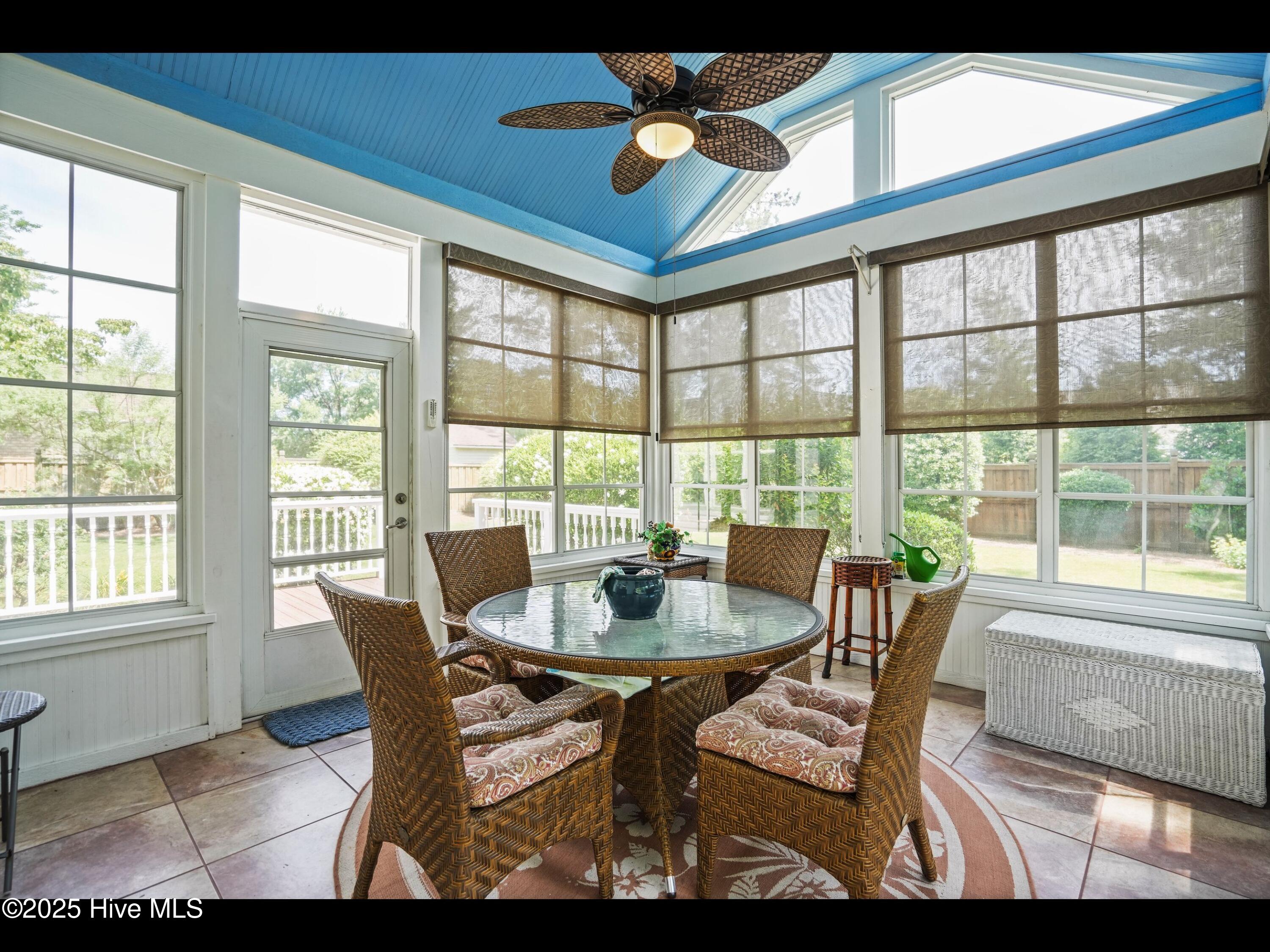 1133 Grandiflora Drive Property Photo 16