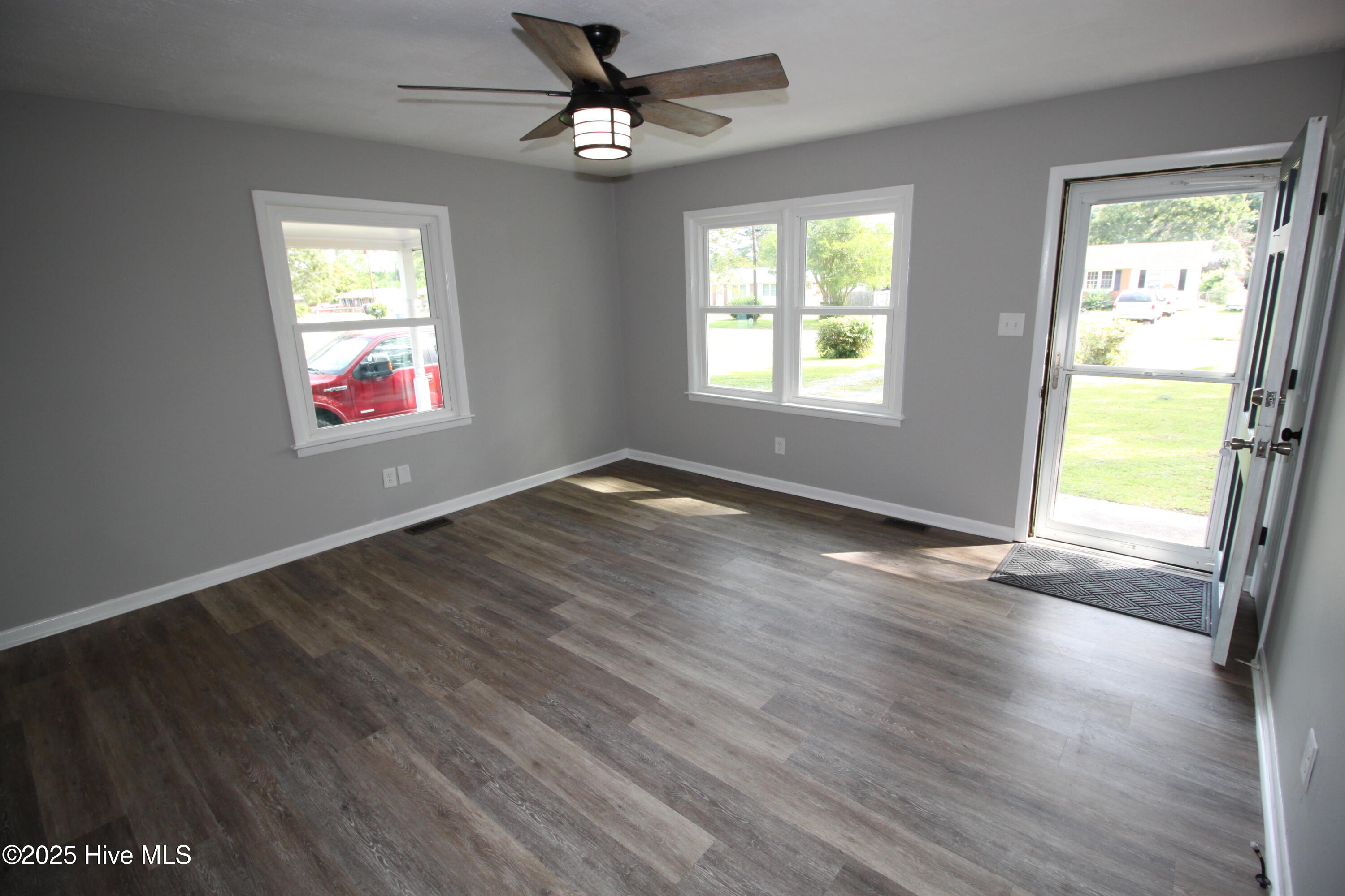 114 Pinecone Lane Property Photo 2