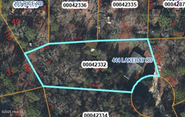 444 Lakebay Road Property Photo 1