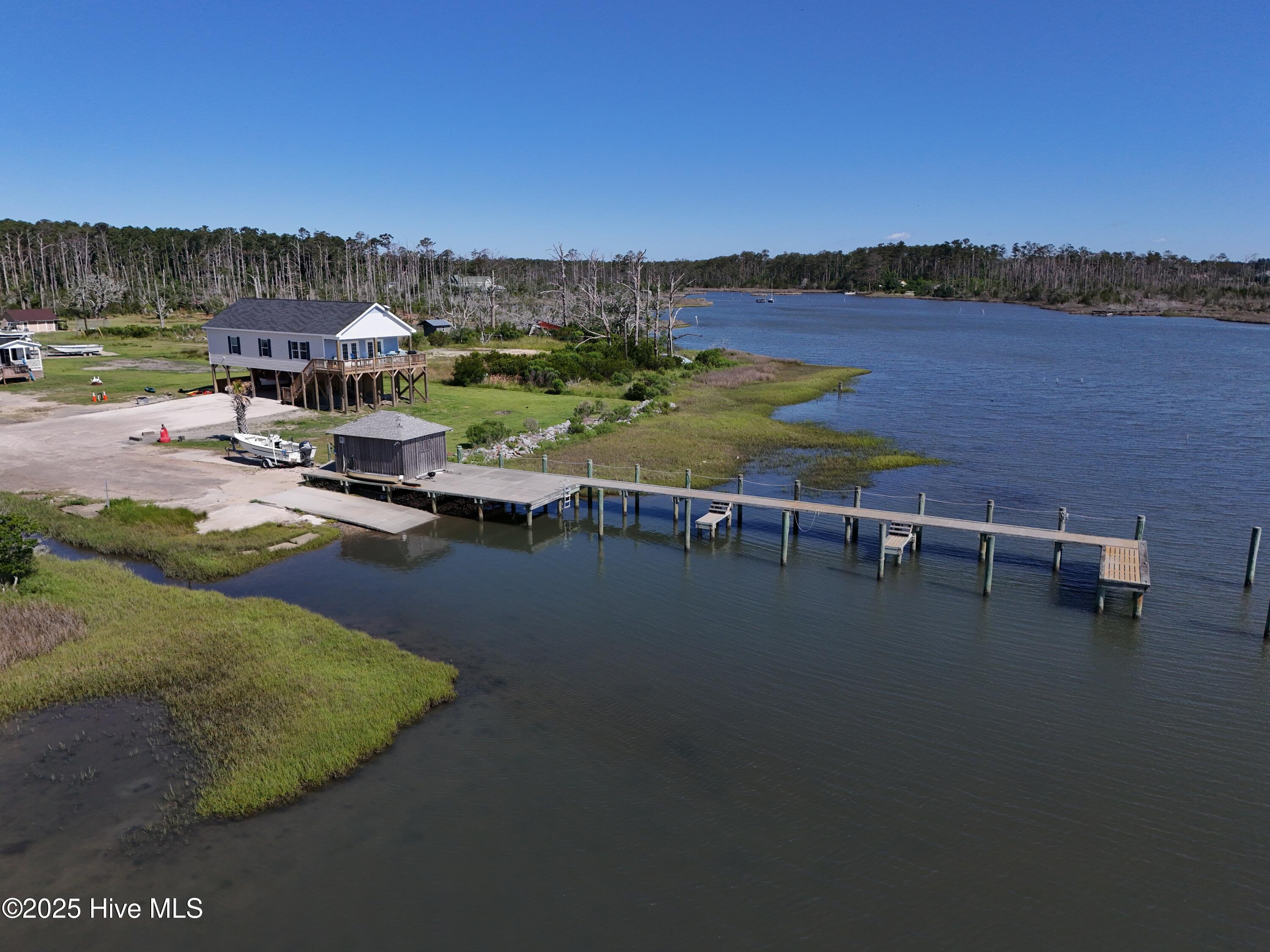 203 Old Carteret Road Property Photo 1
