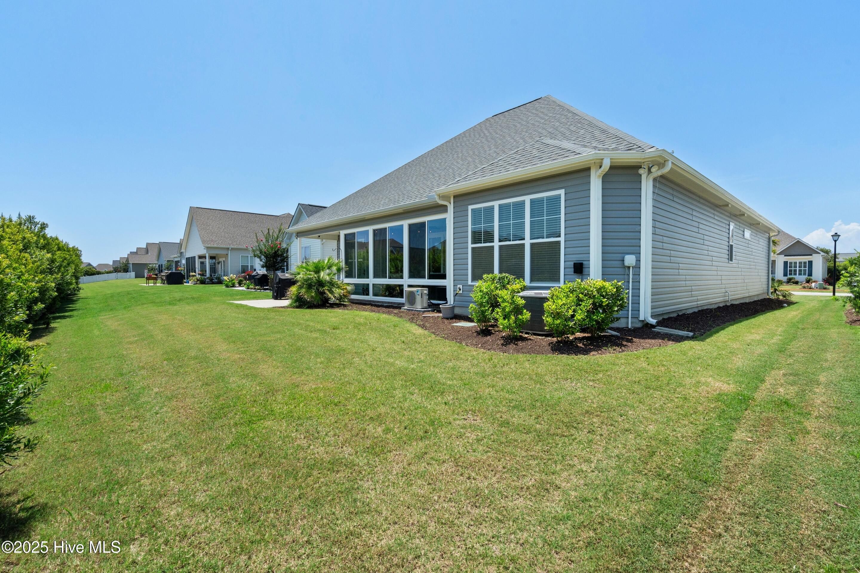 7000 Sevilleen Drive Property Photo 11