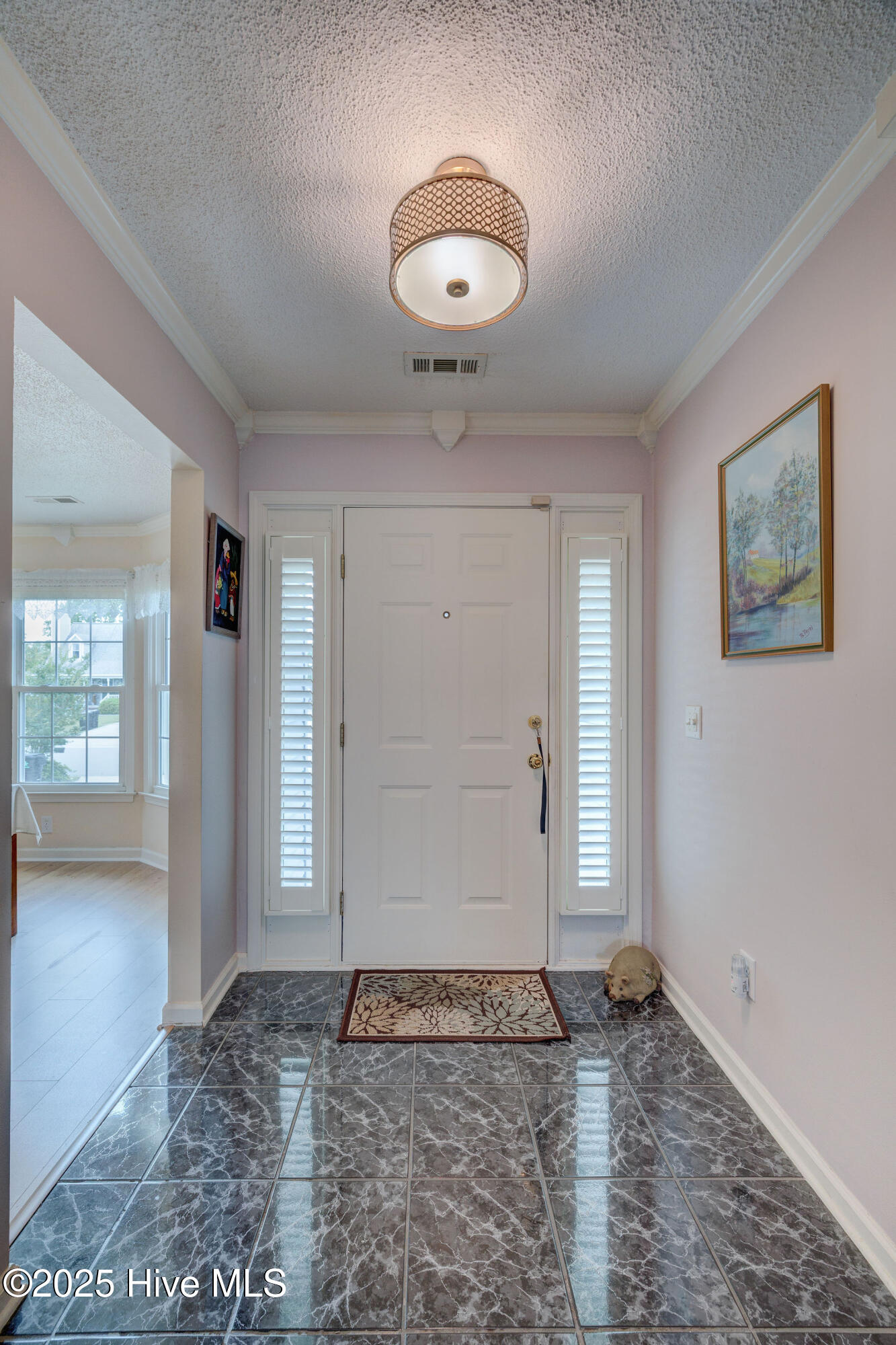 508 N Green Meadows Drive Property Photo 5