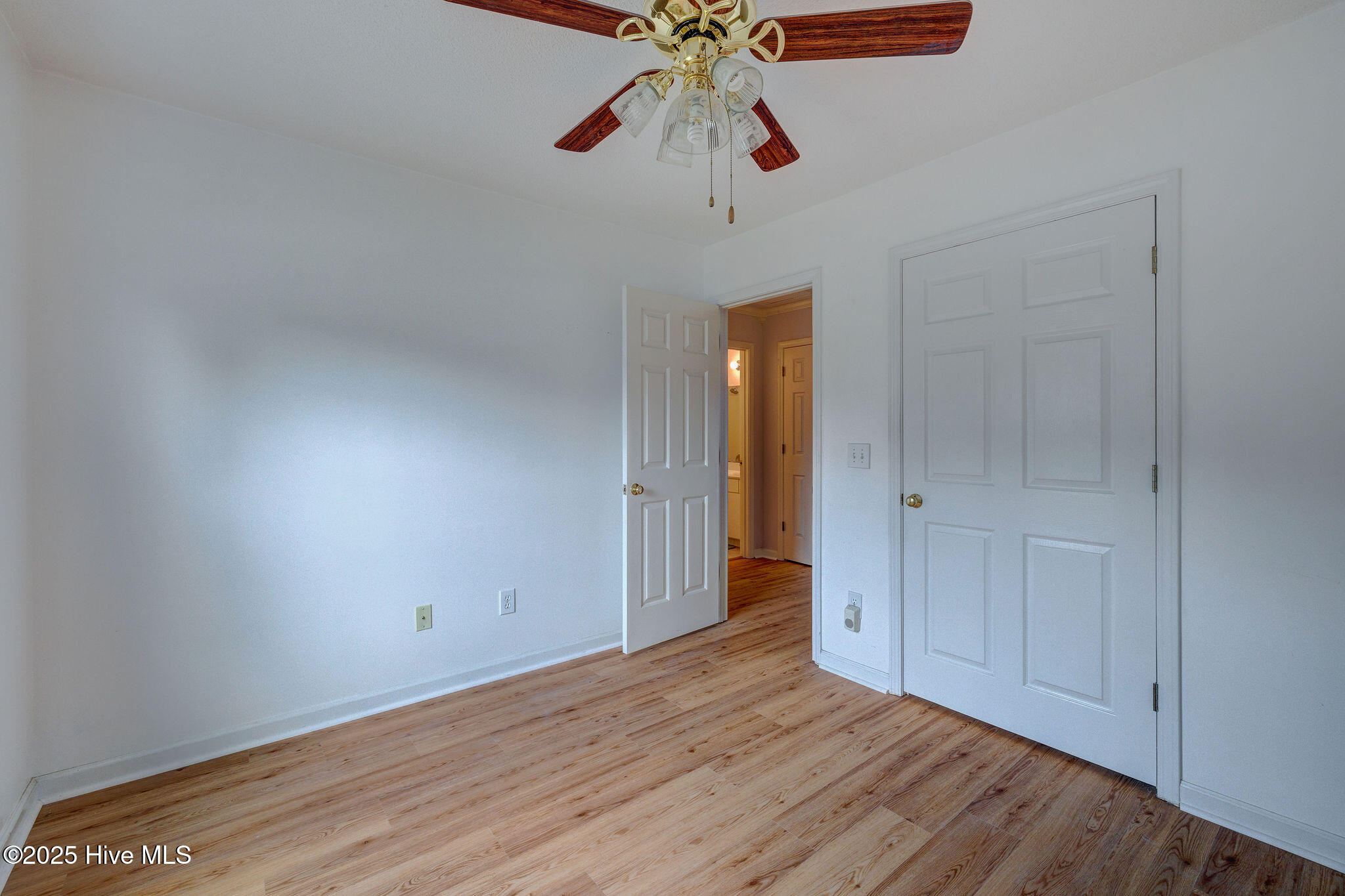 508 N Green Meadows Drive Property Photo 21