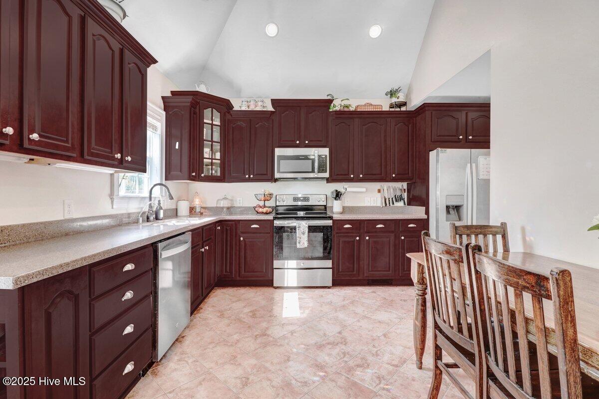 1088 Beaver Creek Road Property Photo 12