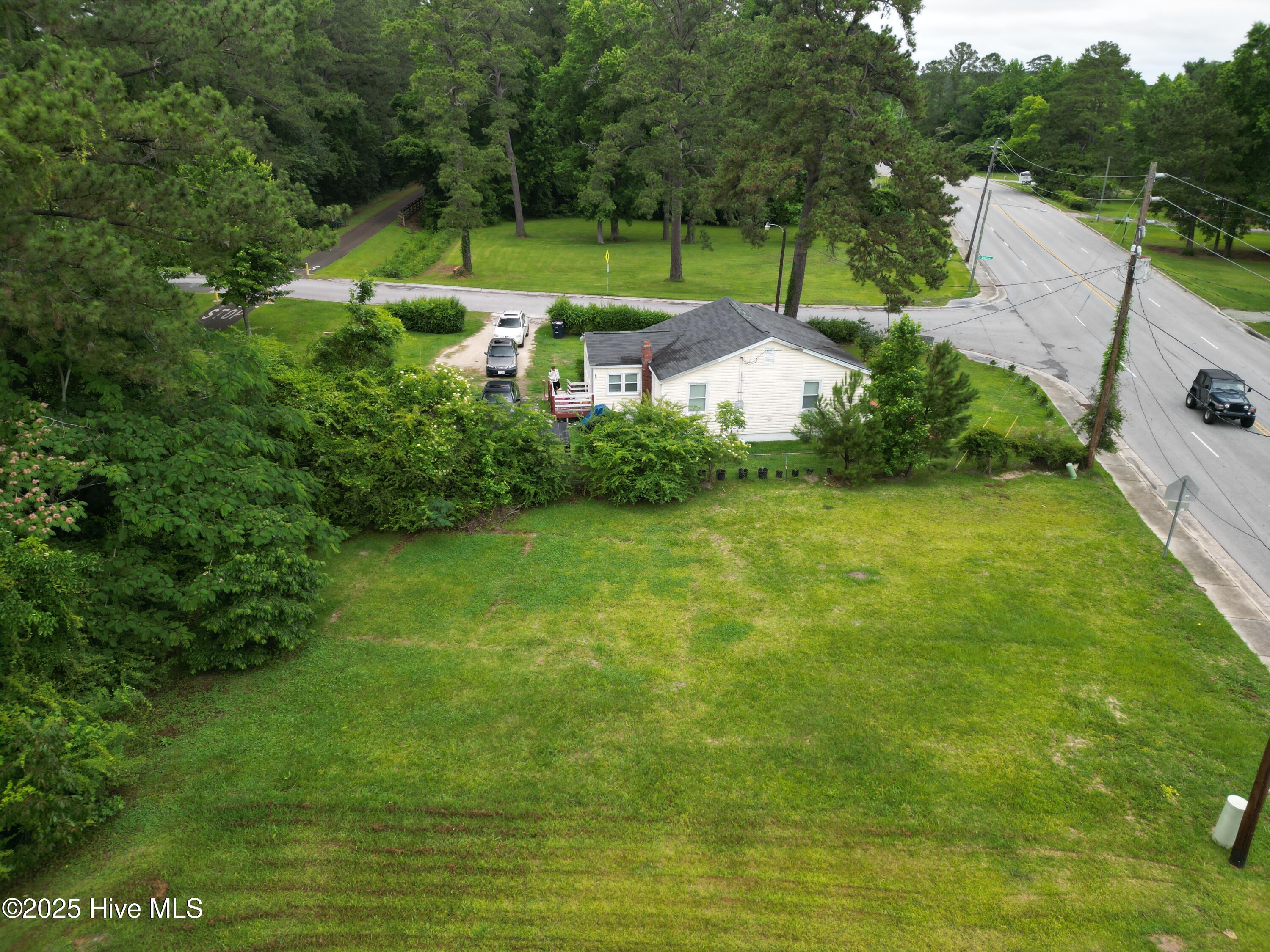 402 Bell Fork Road Property Photo 2