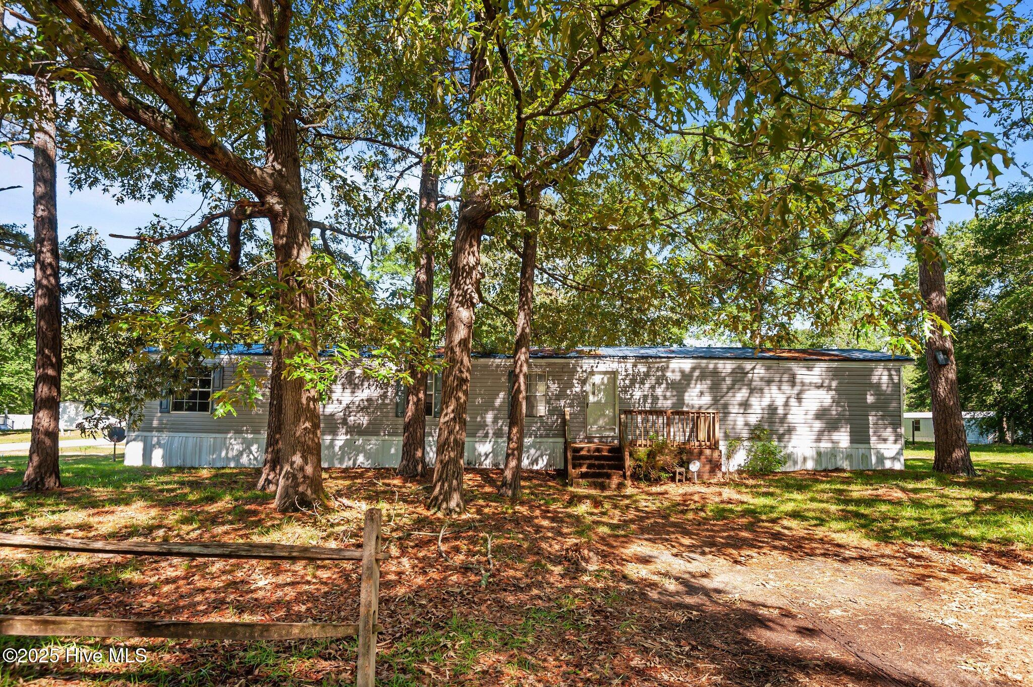231 Melissa Court Property Photo 1