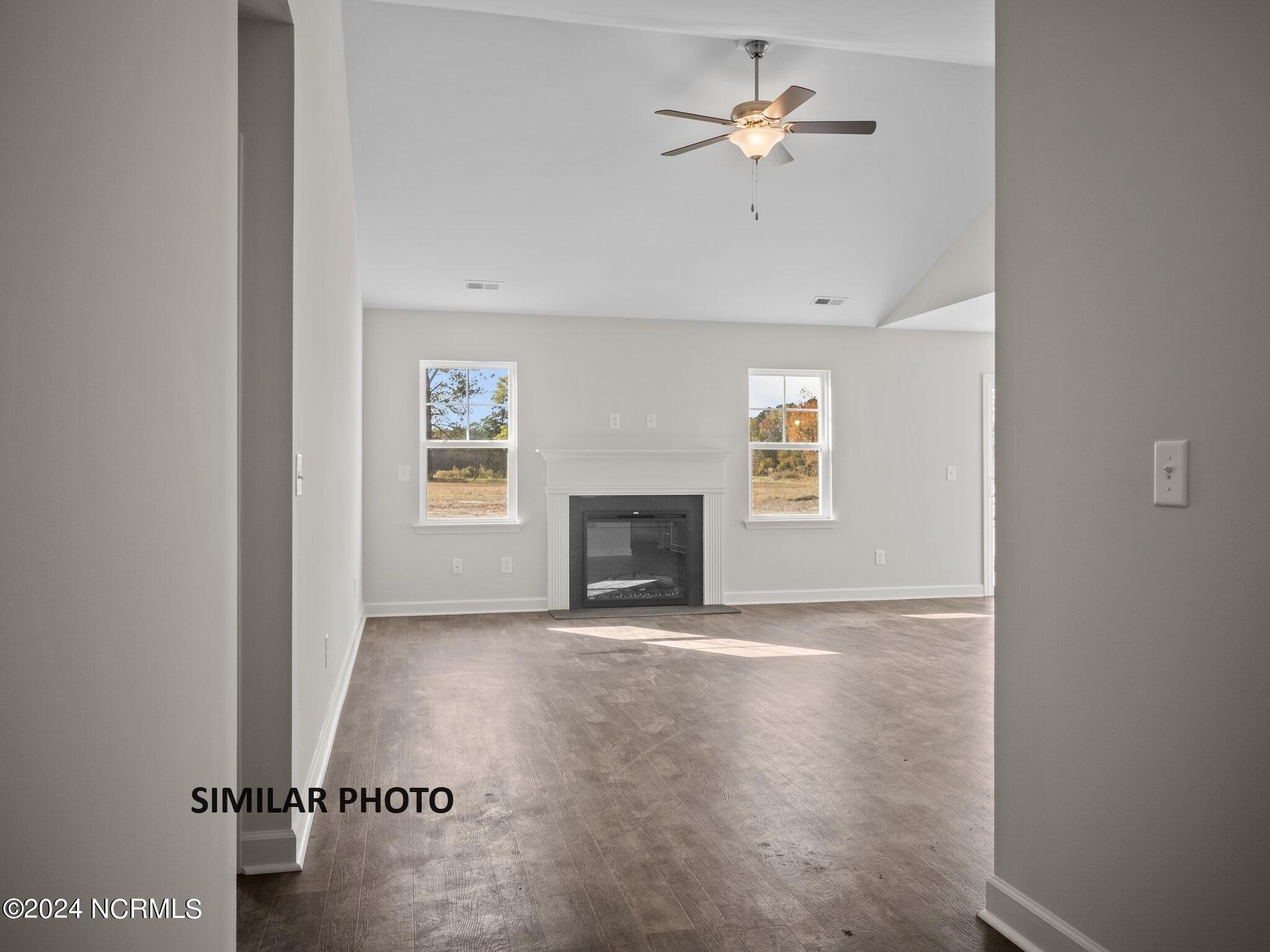 328 Cotton Hill Place Property Photo 3