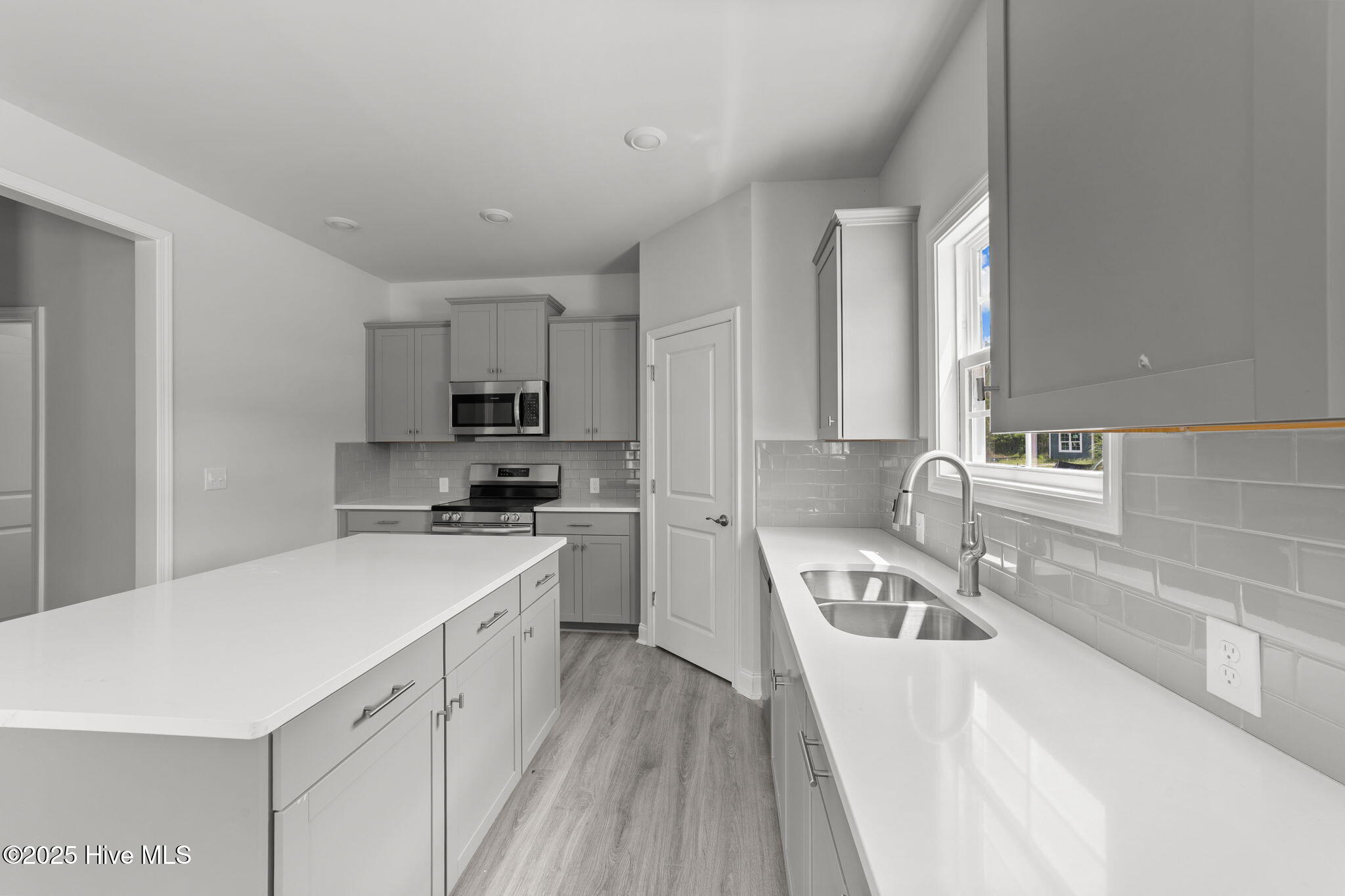 2986 Lyndhurst Terrace Property Photo 14