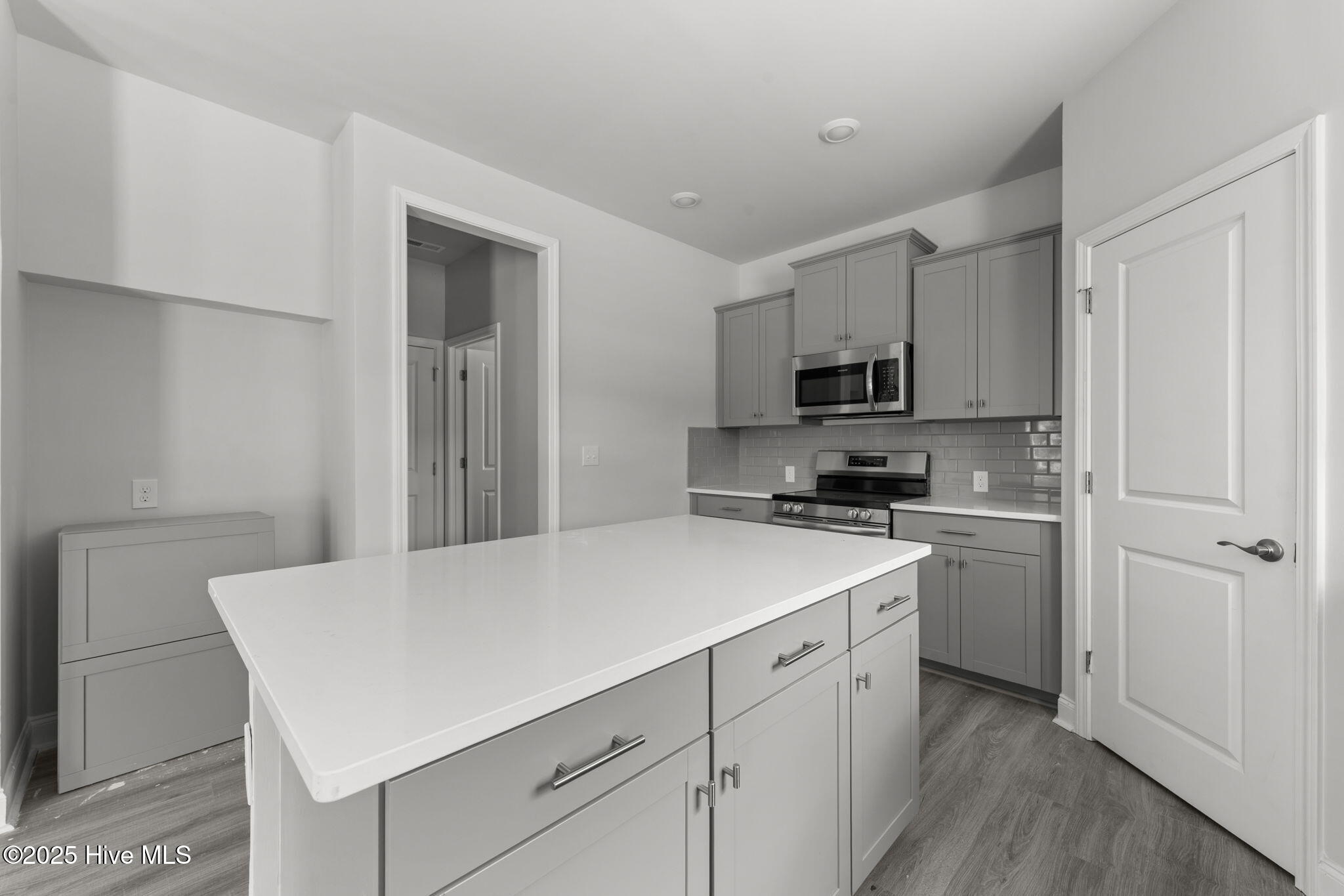 2986 Lyndhurst Terrace Property Photo 15