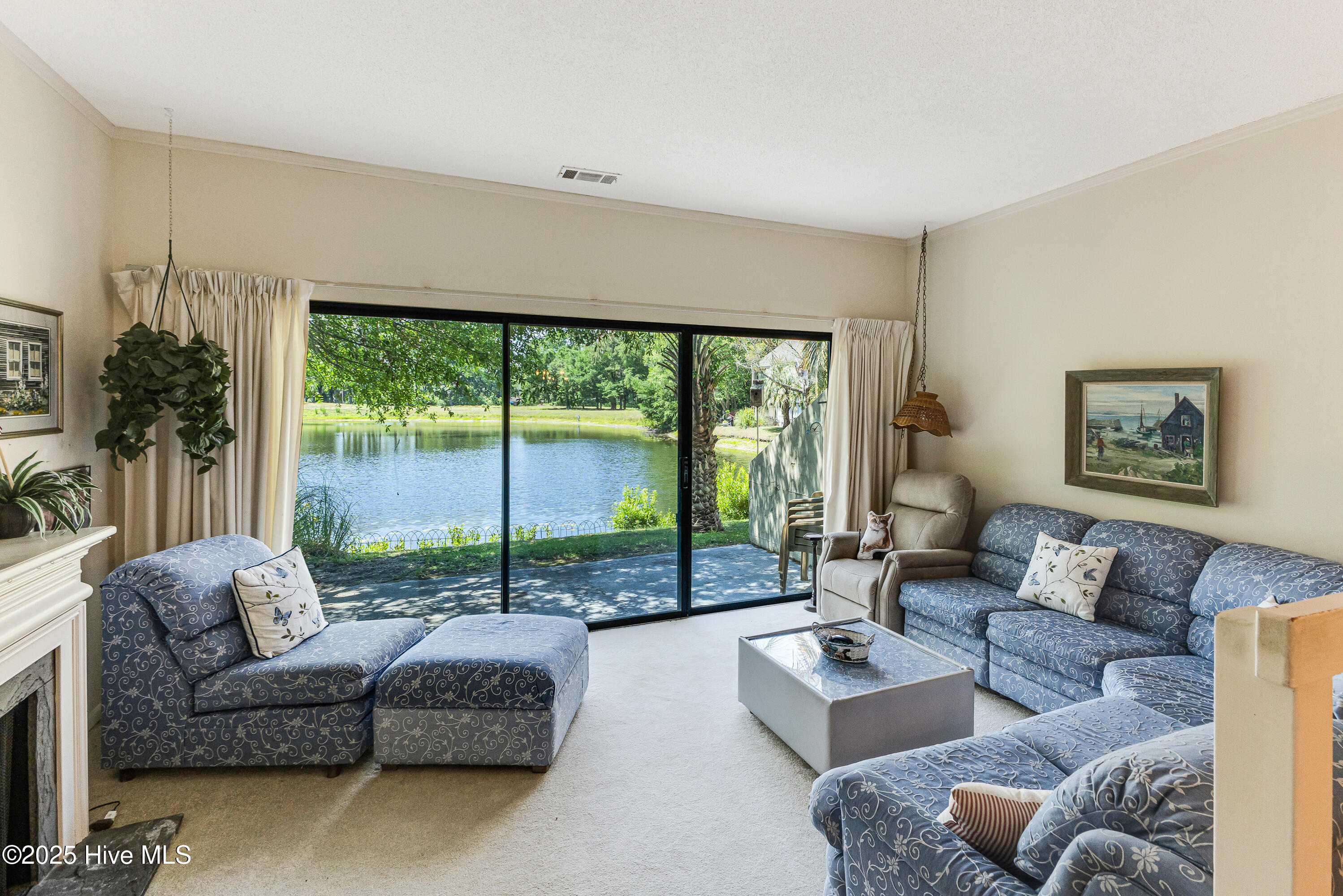 1 Gate 1 Property Photo 10