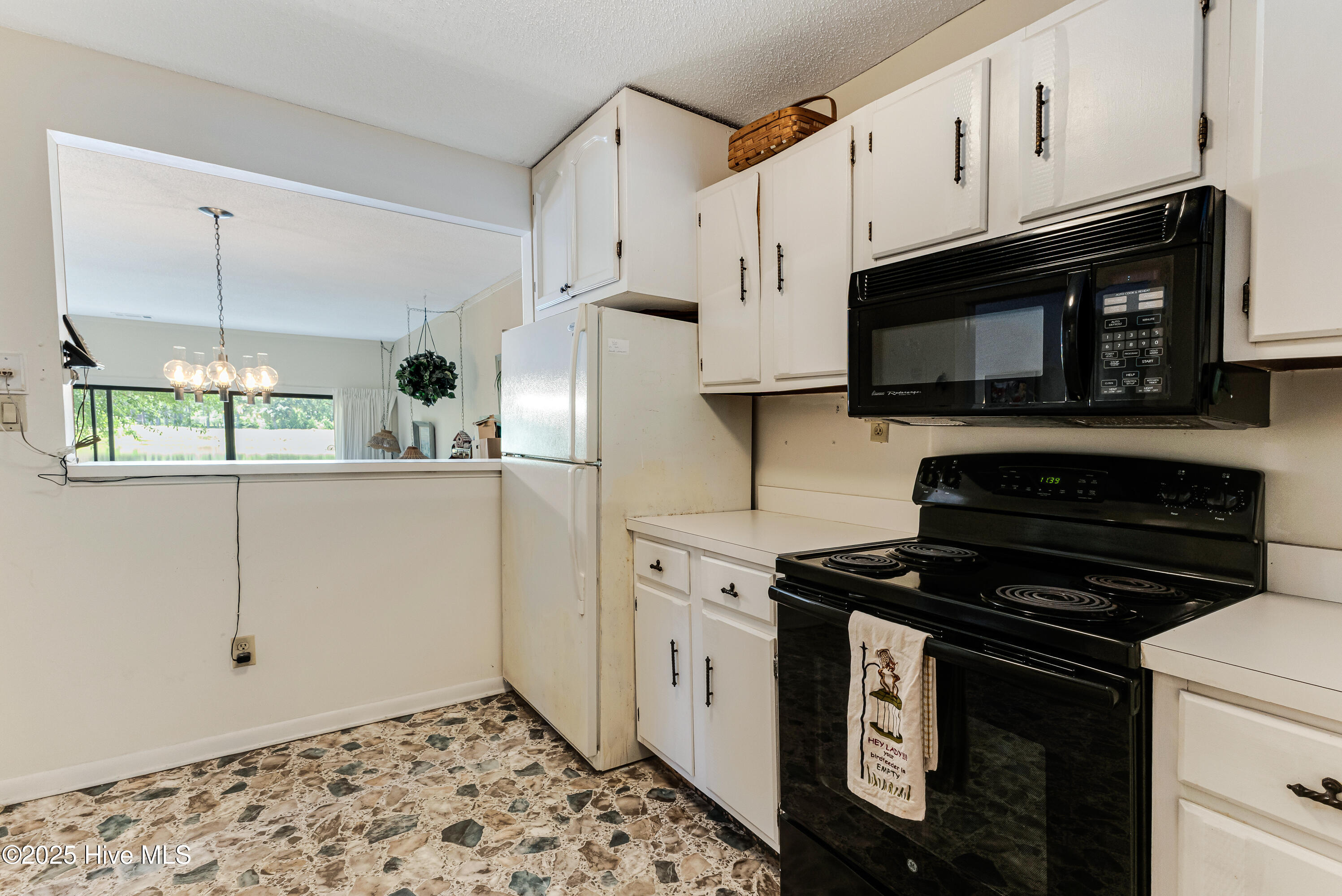 1 Gate 1 Property Photo 17