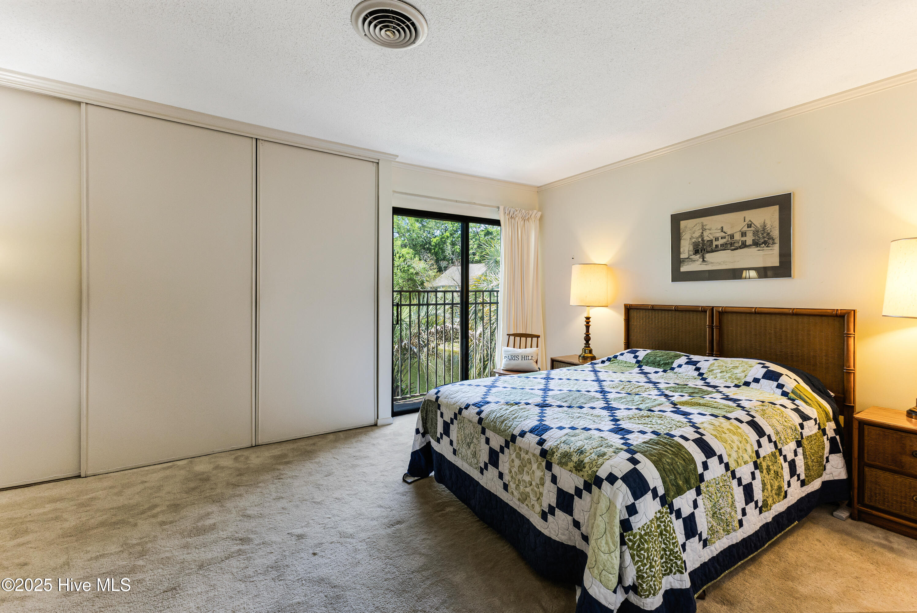 1 Gate 1 Property Photo 21