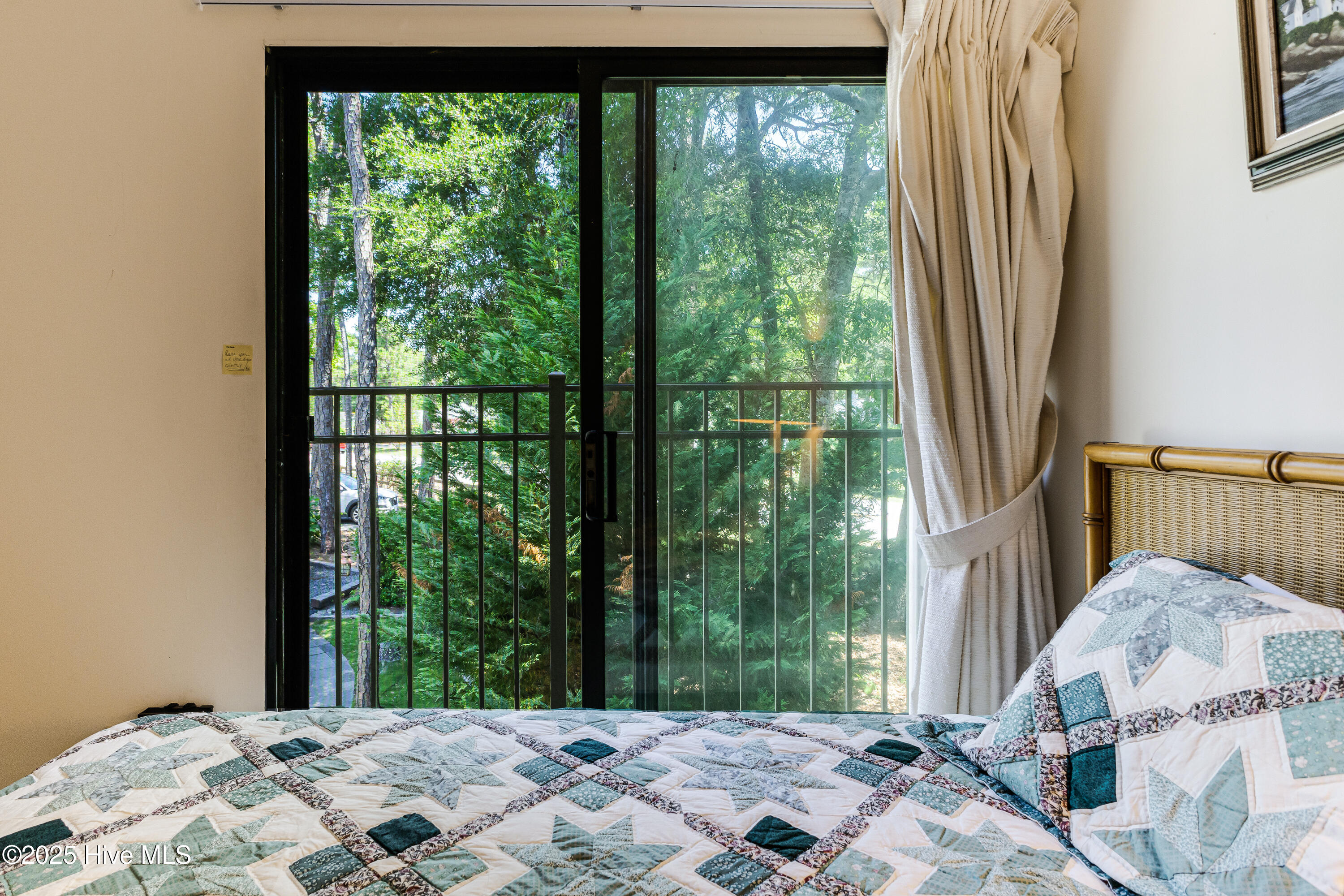 1 Gate 1 Property Photo 26