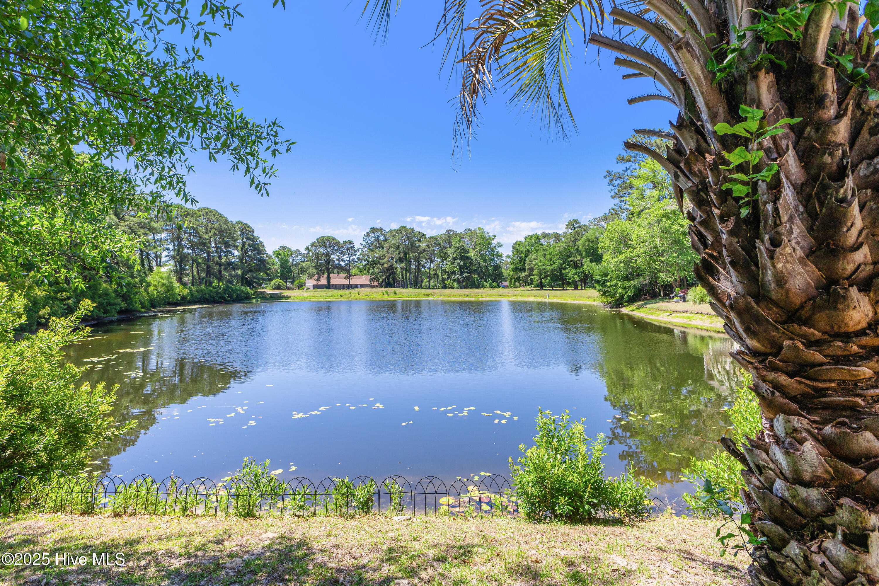 1 Gate 1 Property Photo 29