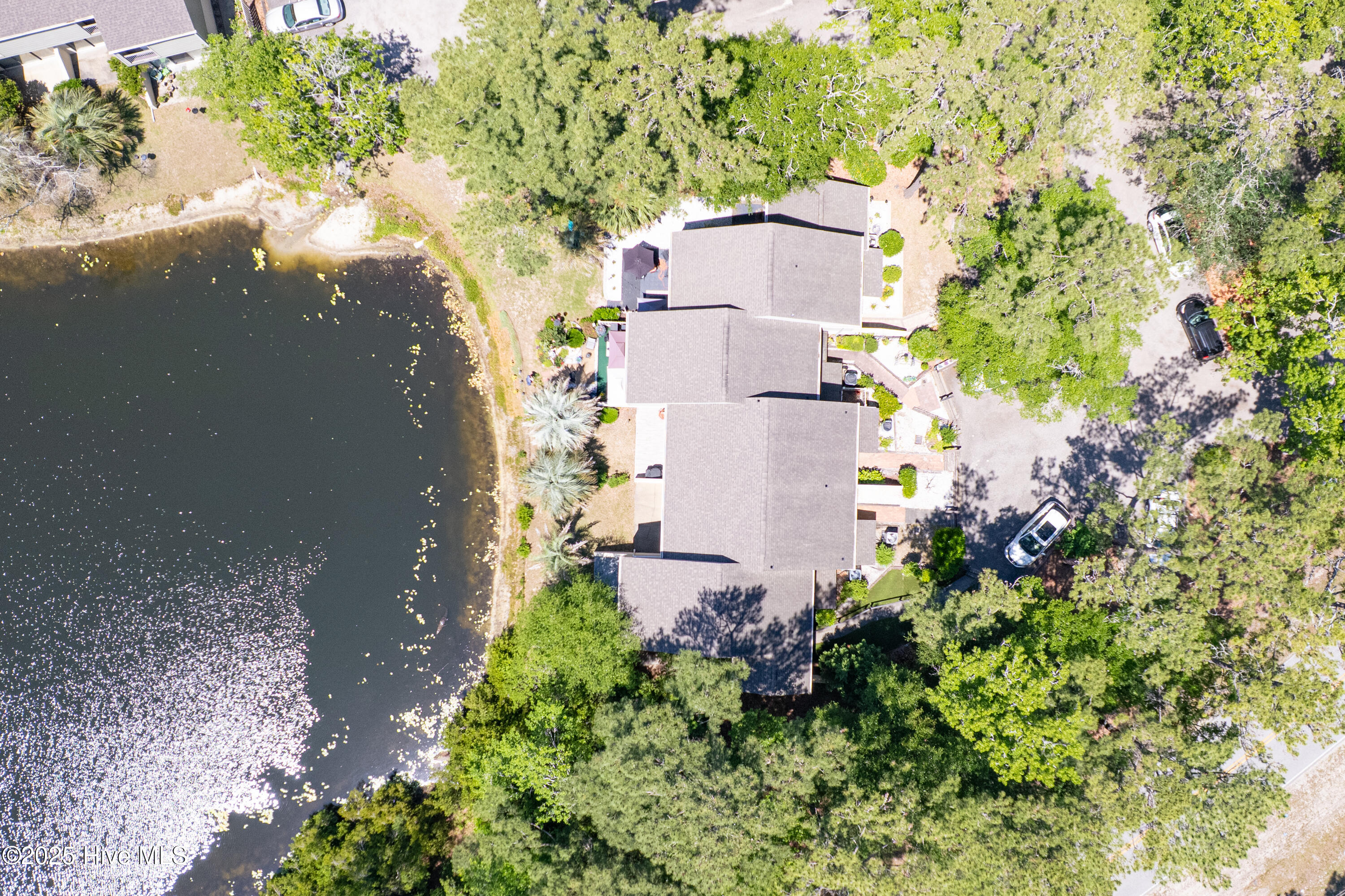 1 Gate 1 Property Photo 39