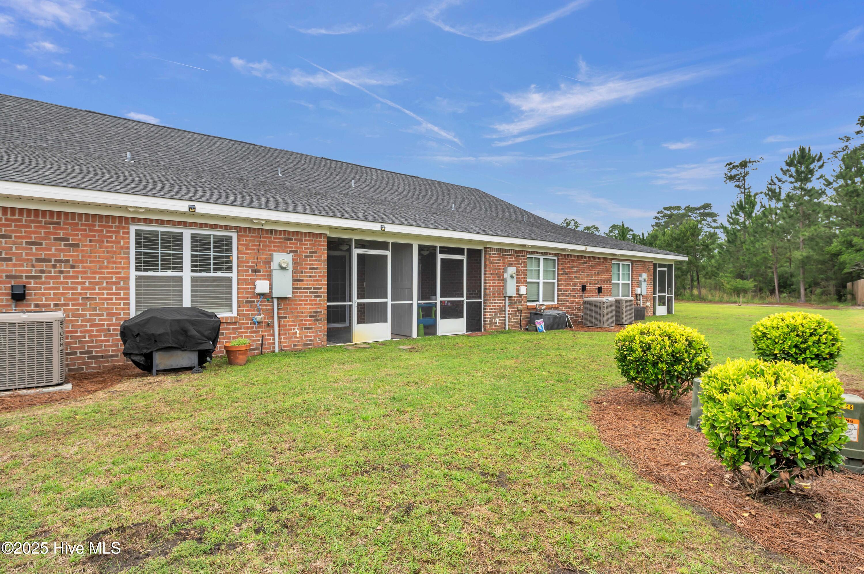 1074 Bridgeport Way Property Photo 28
