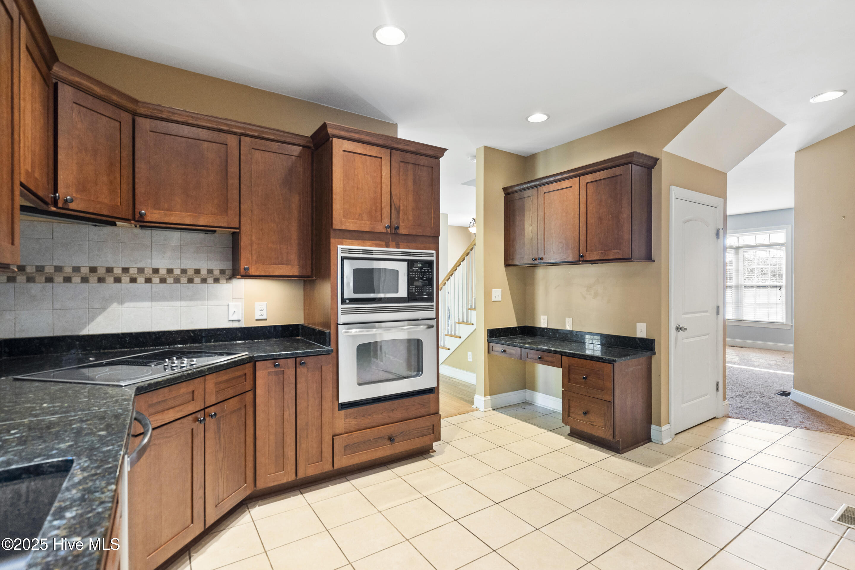 115 Sterling Drive Property Photo 15