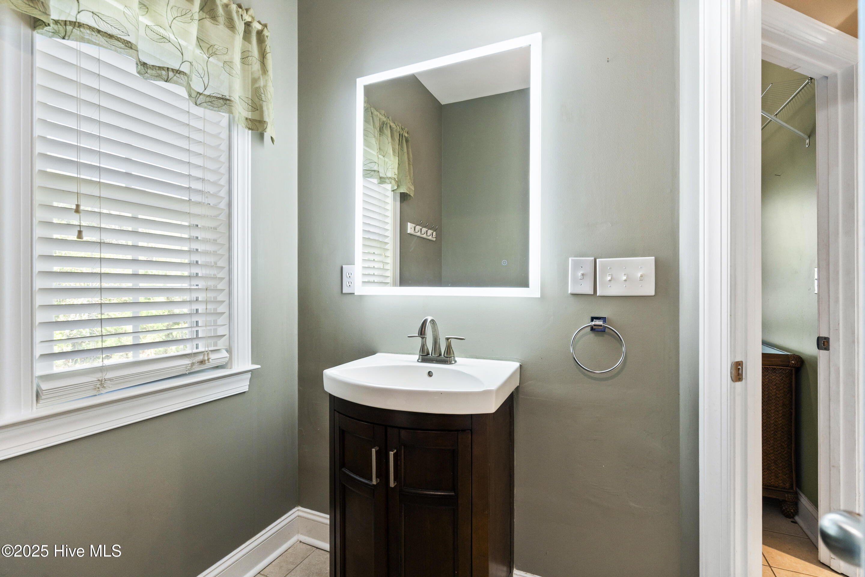 115 Sterling Drive Property Photo 17