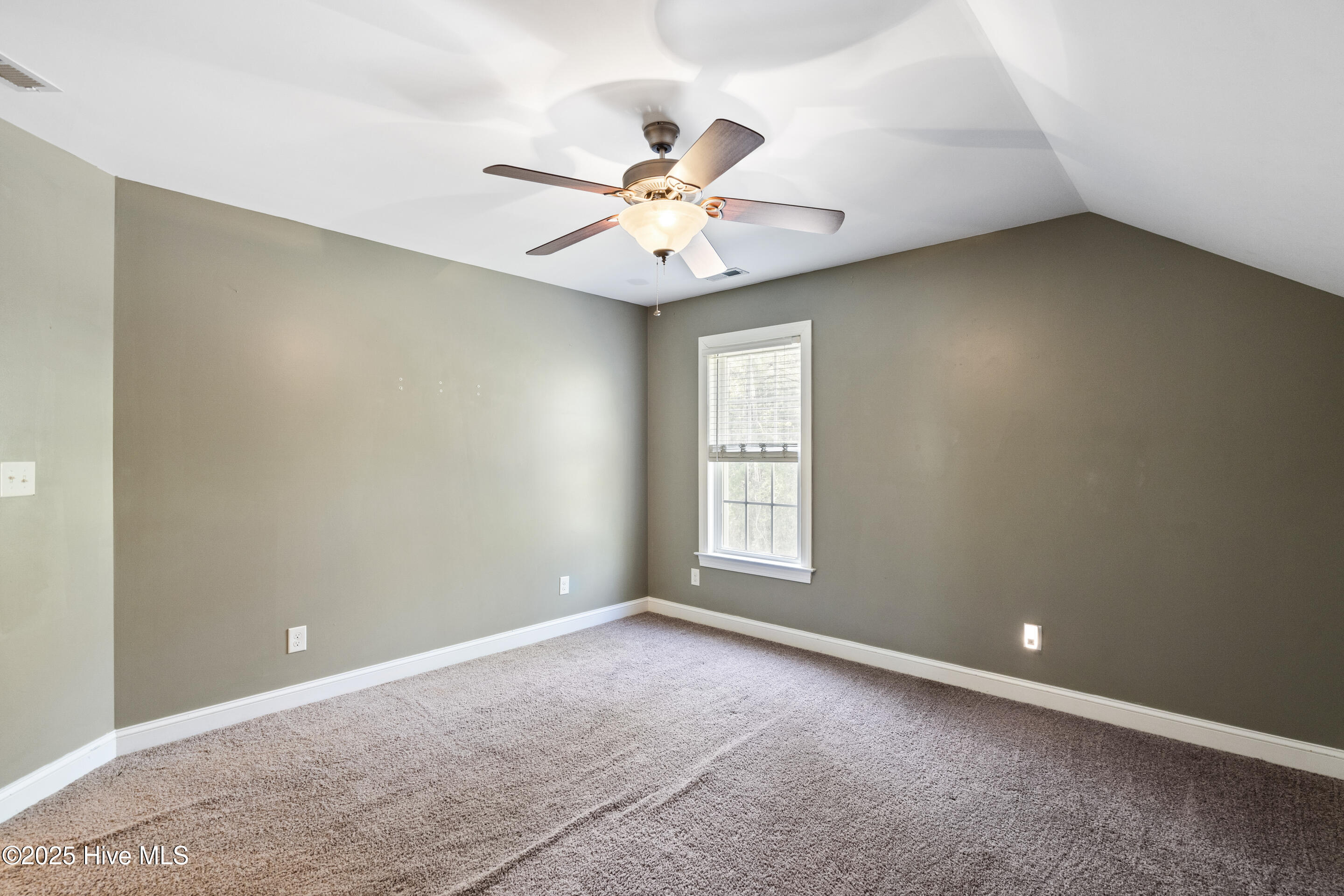 115 Sterling Drive Property Photo 27