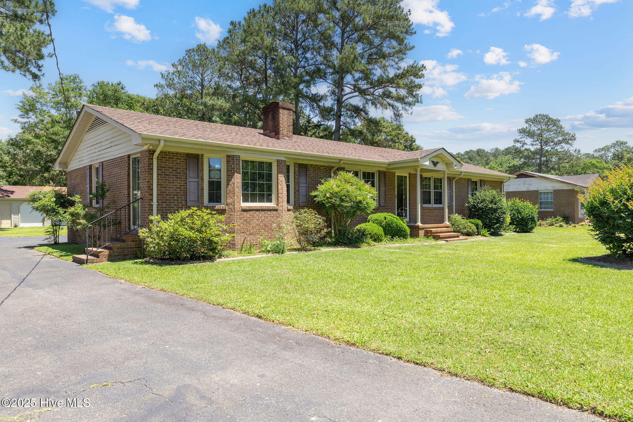 263 La Grange Road Property Photo 1