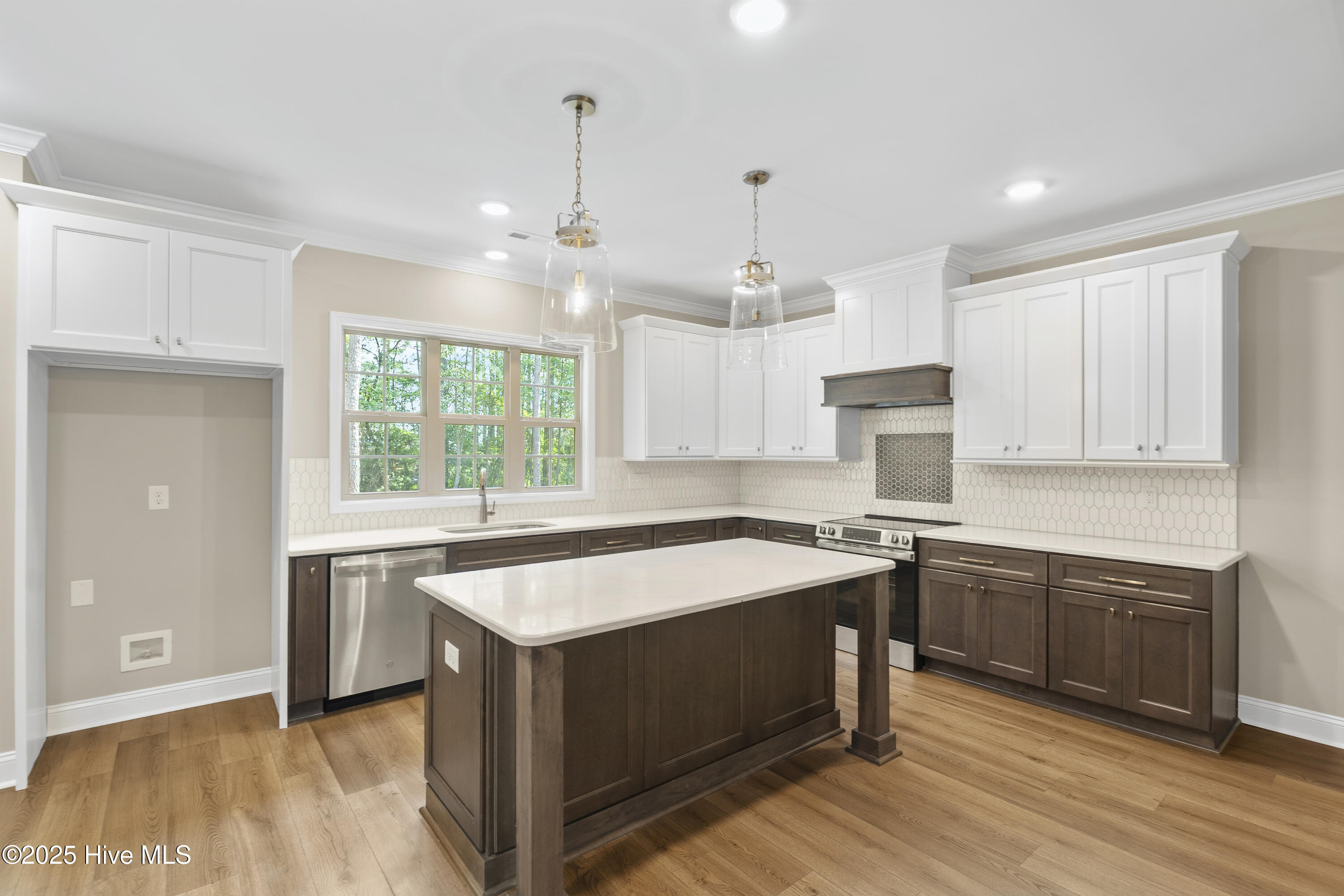 16661 Forest Fern Court Property Photo 8