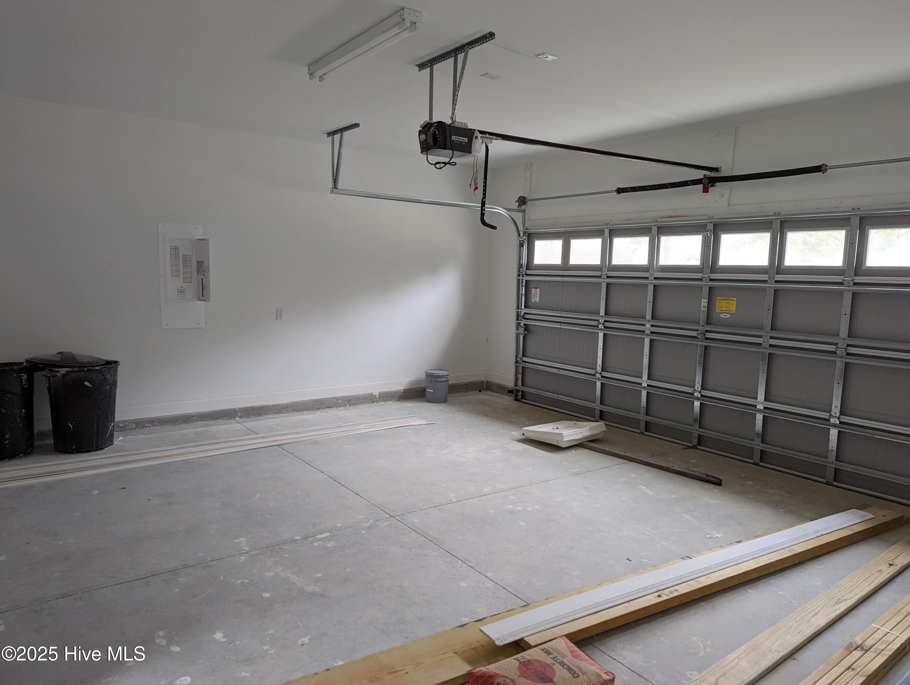941 Downing Road Property Photo 8