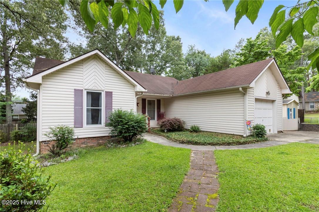 7113 Tres Court Property Photo 1