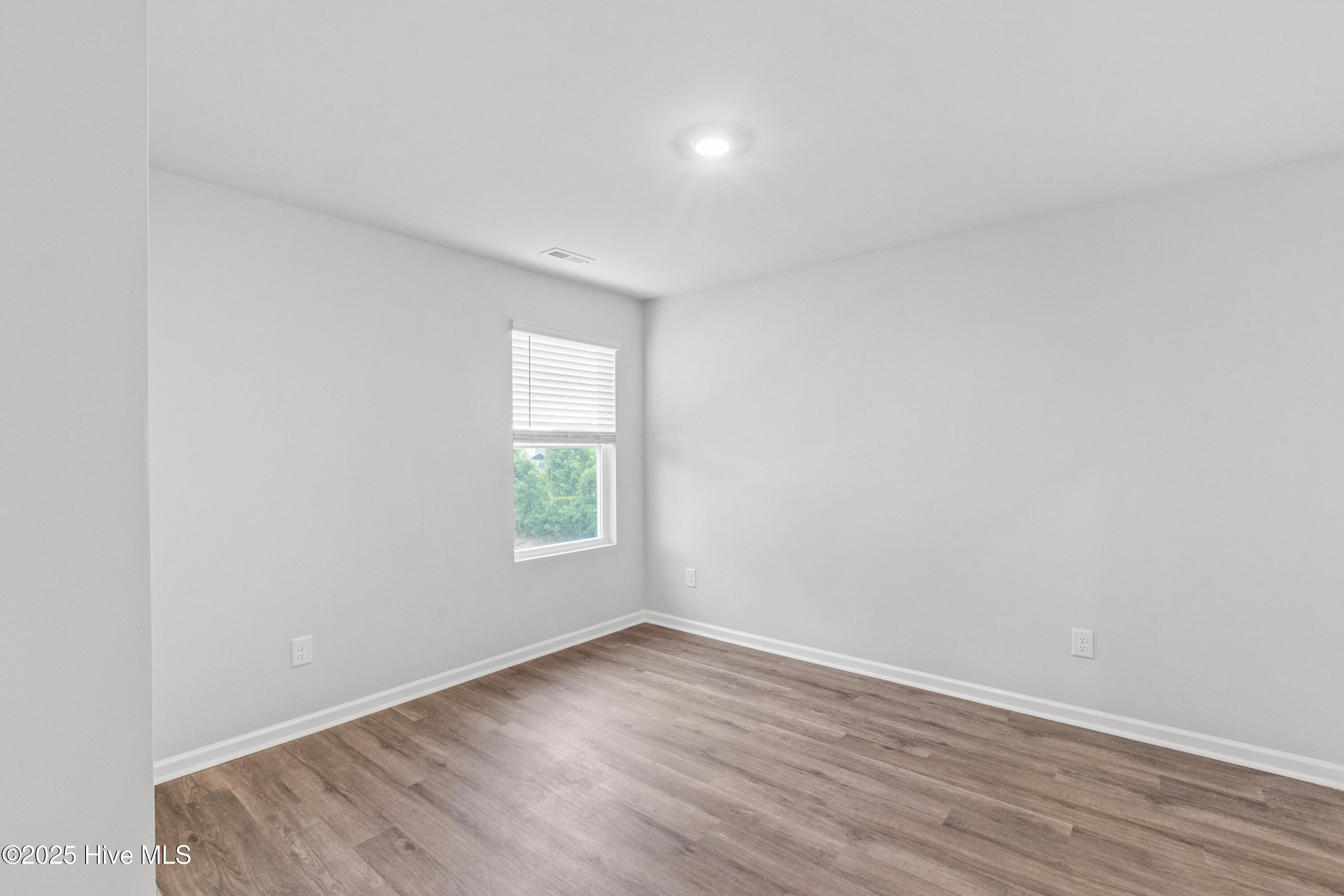 507 Sandy Hollow Drive Property Photo 21