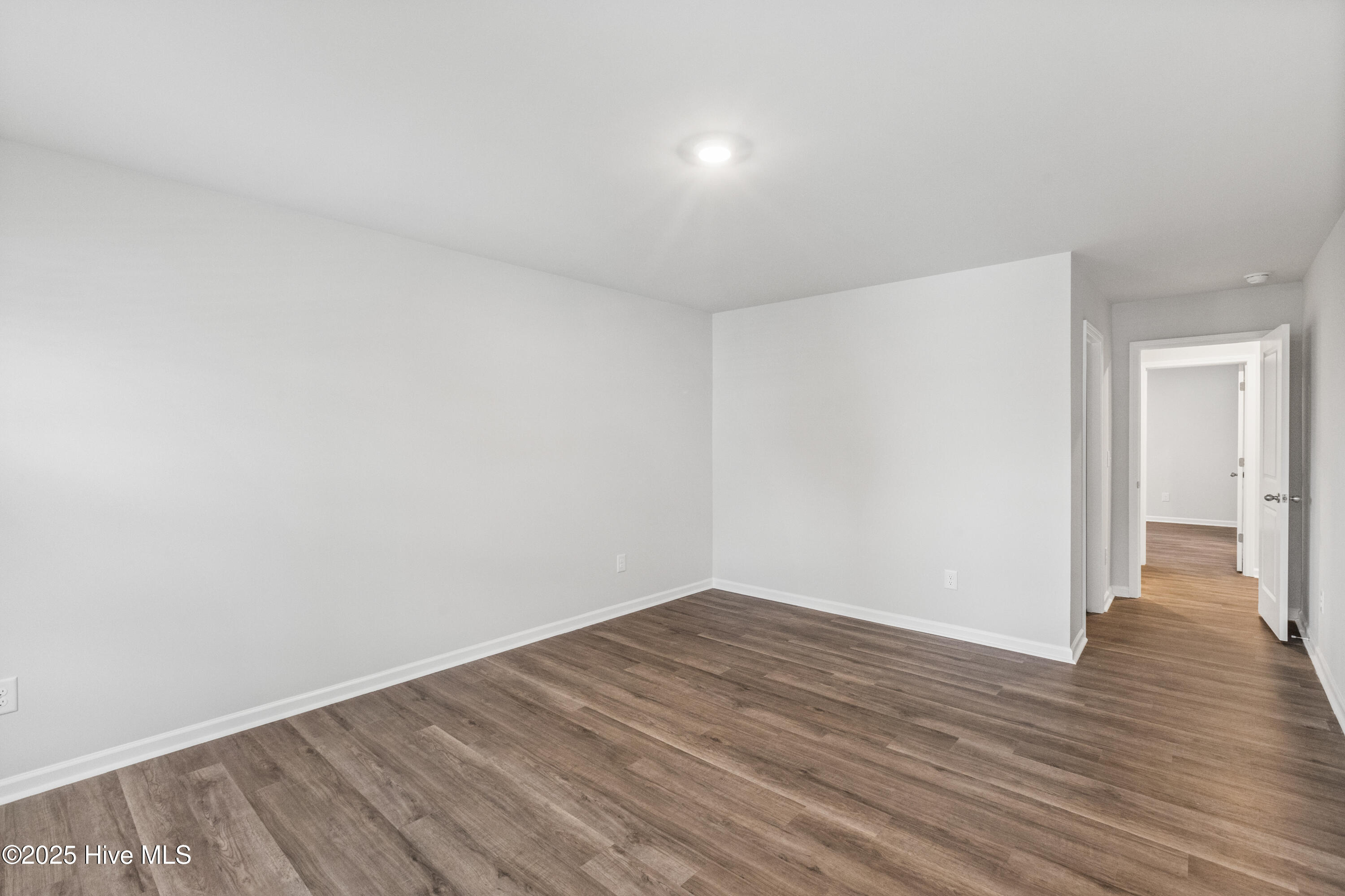 507 Sandy Hollow Drive Property Photo 25