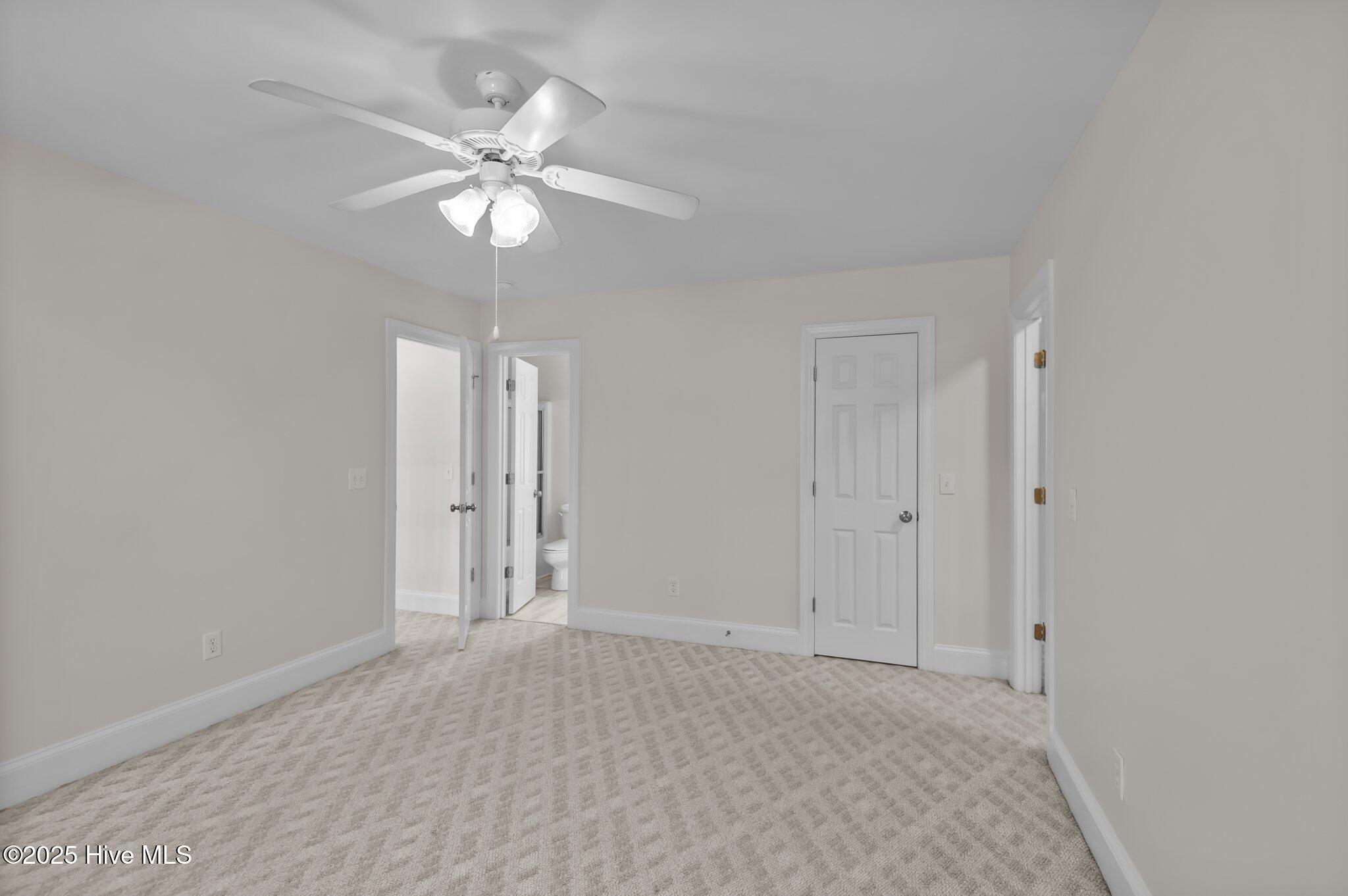 2300 B Stokes Road Property Photo 14