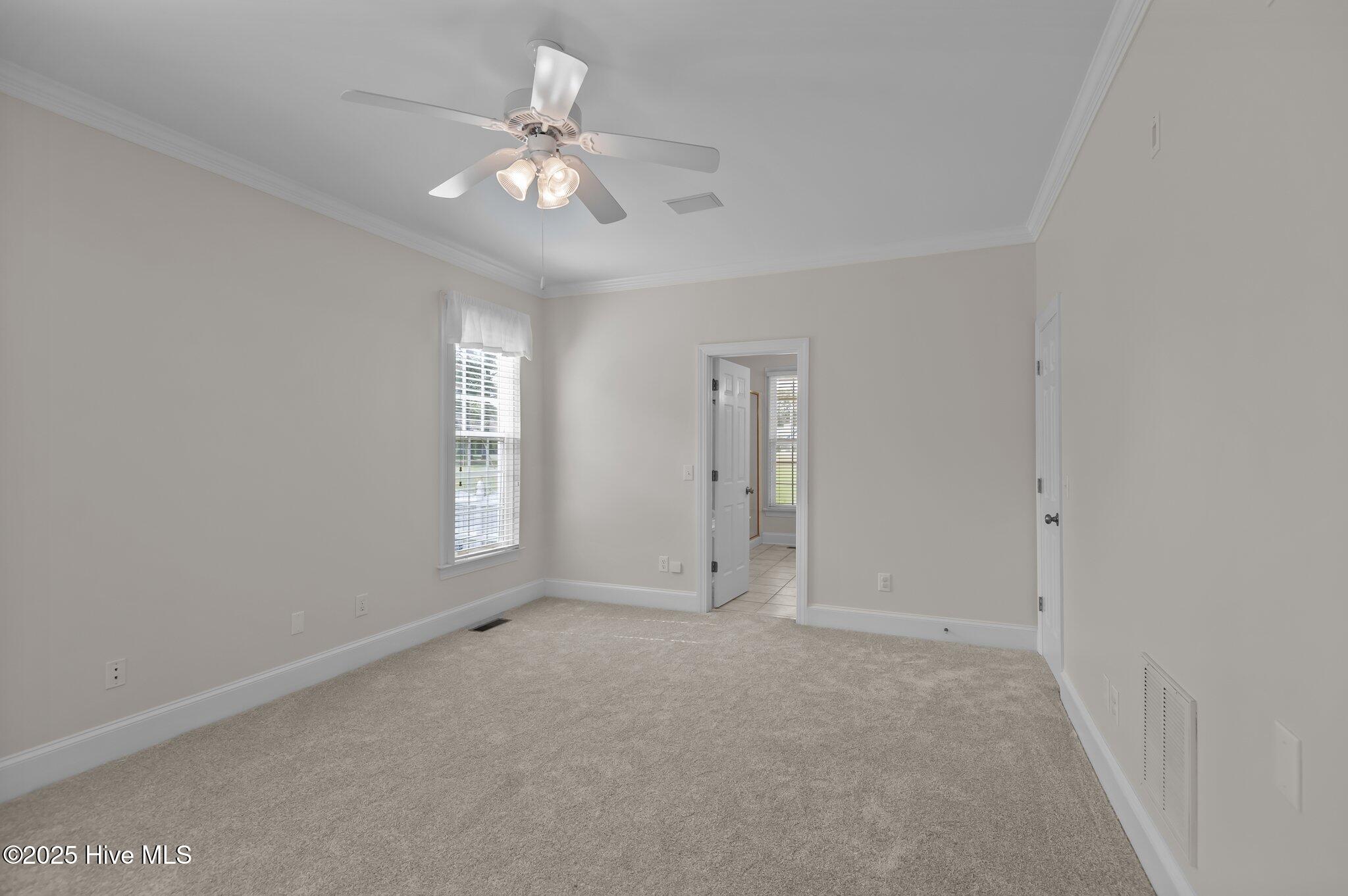 2300 B Stokes Road Property Photo 17
