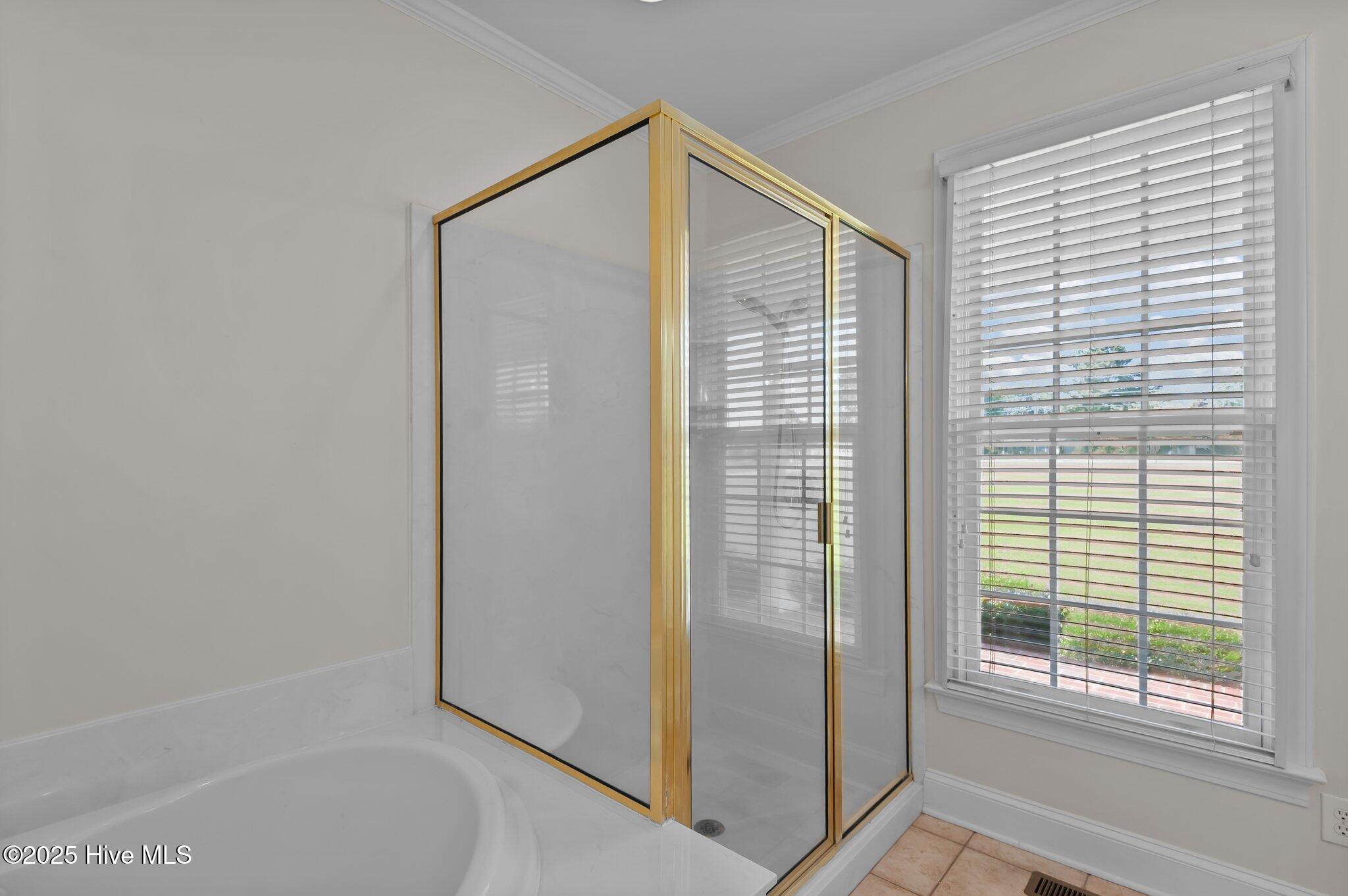 2300 B Stokes Road Property Photo 18