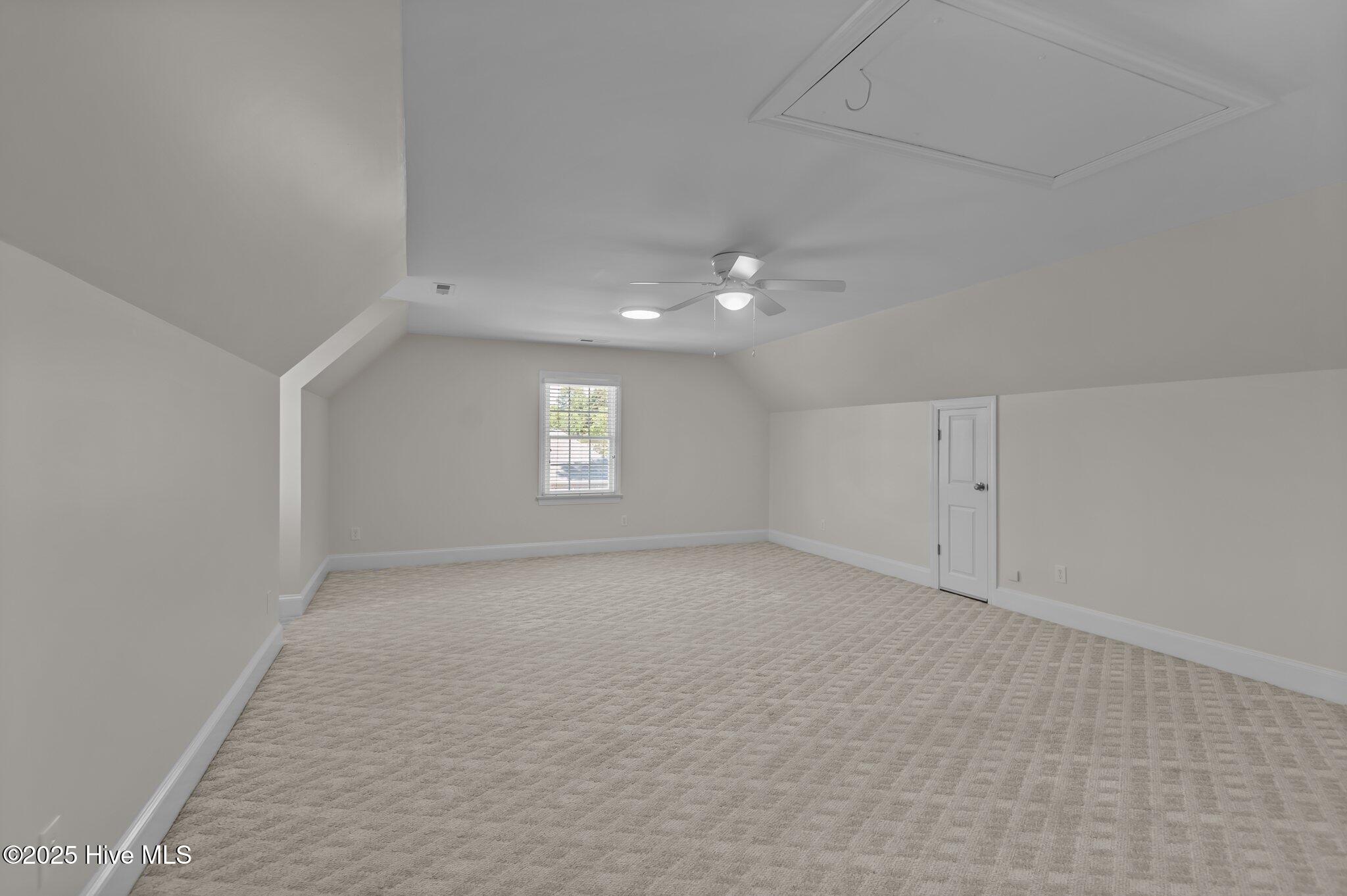 2300 B Stokes Road Property Photo 23