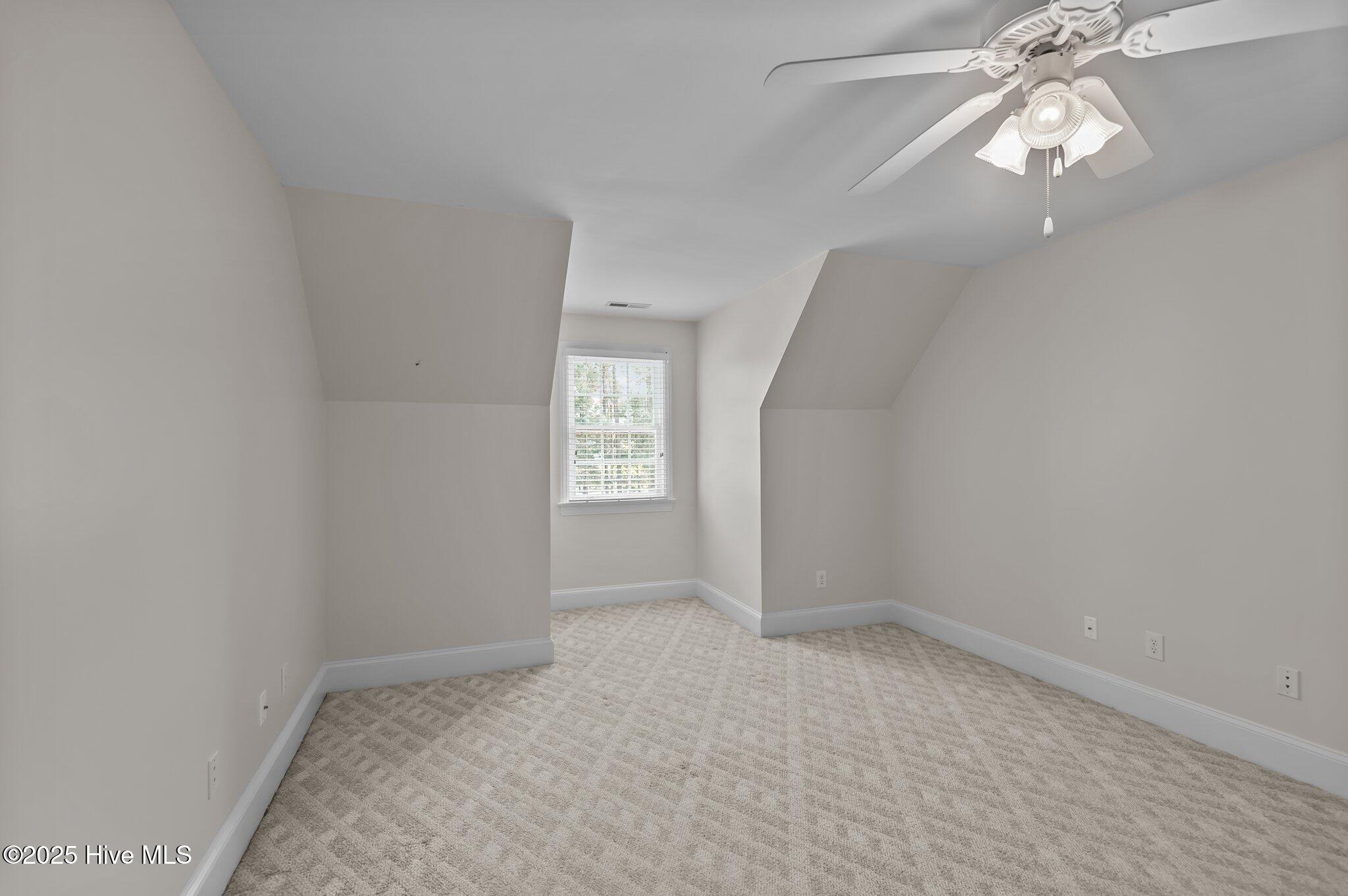 2300 B Stokes Road Property Photo 25