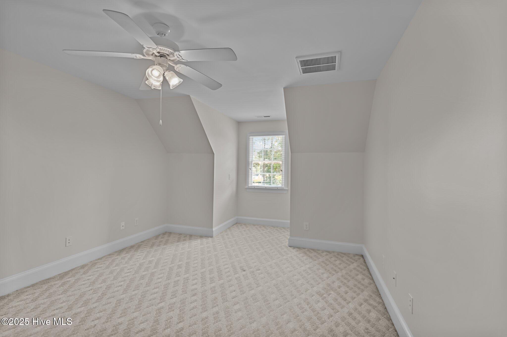 2300 B Stokes Road Property Photo 26