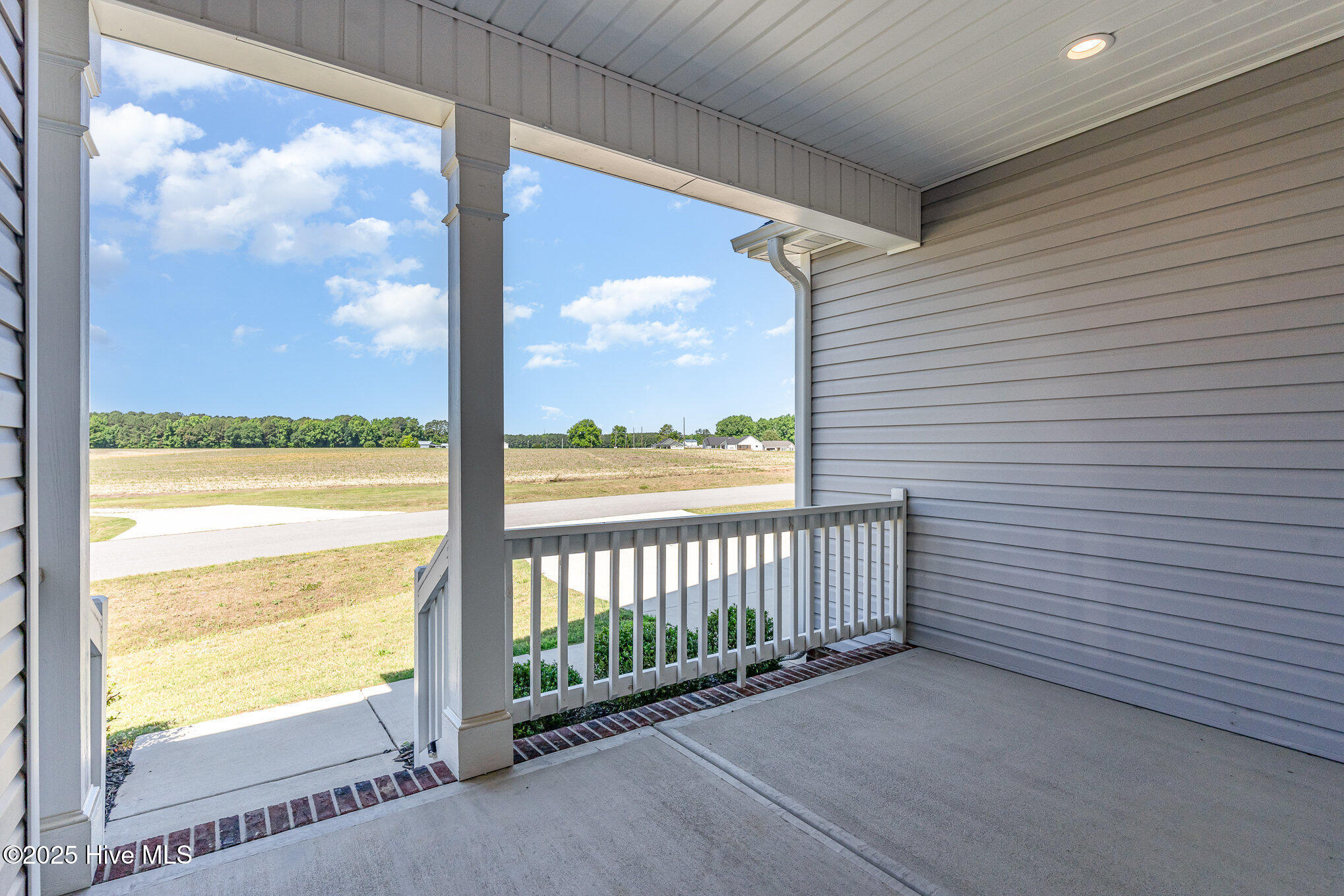 41 Tan Oak Drive Property Photo 6