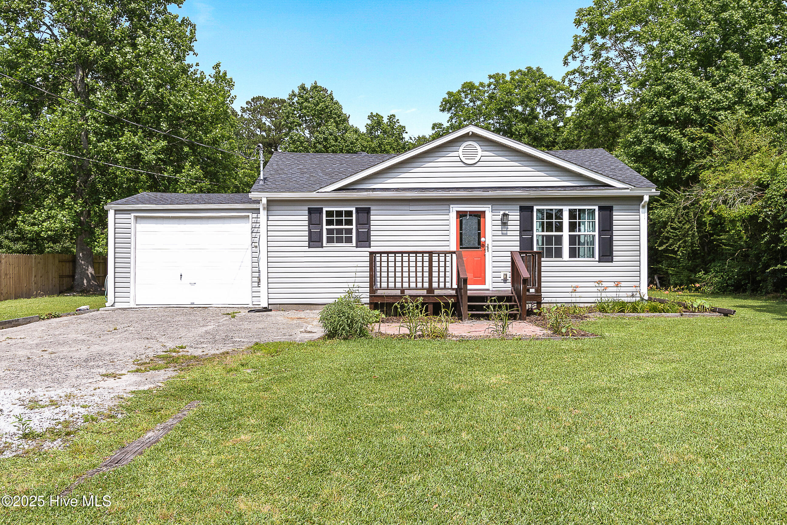 778 Belgrade Swansboro Road Property Photo 1