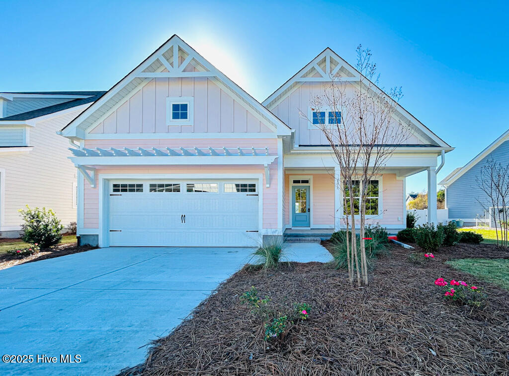 102 Whispering Pine Lane Property Photo 1