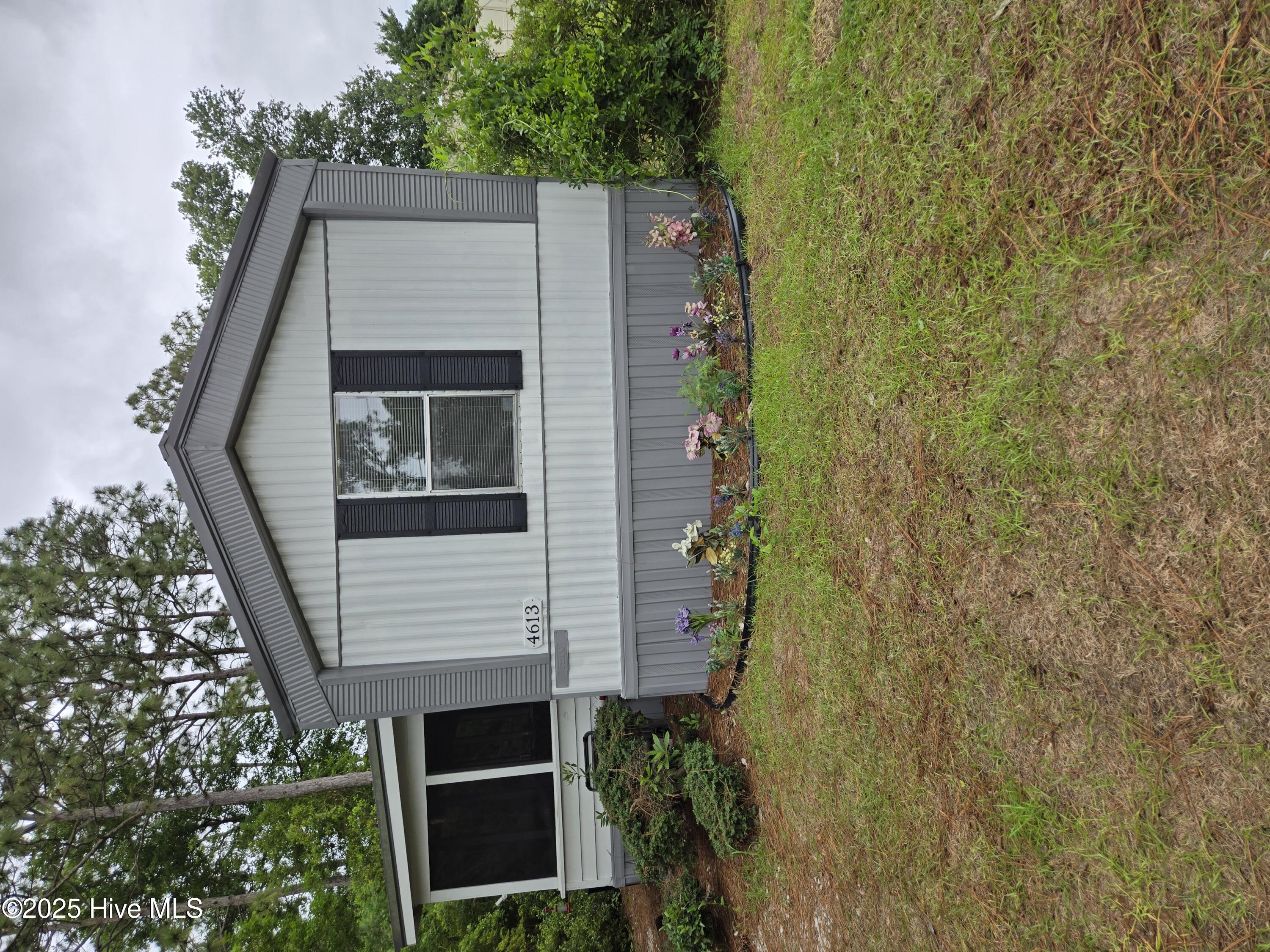 4613 Oak Crest Drive Property Photo 1