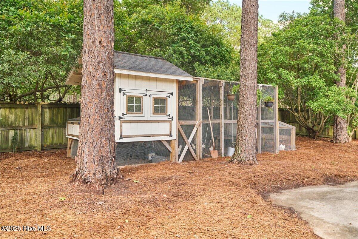 209 Lazar Lane Property Photo 61