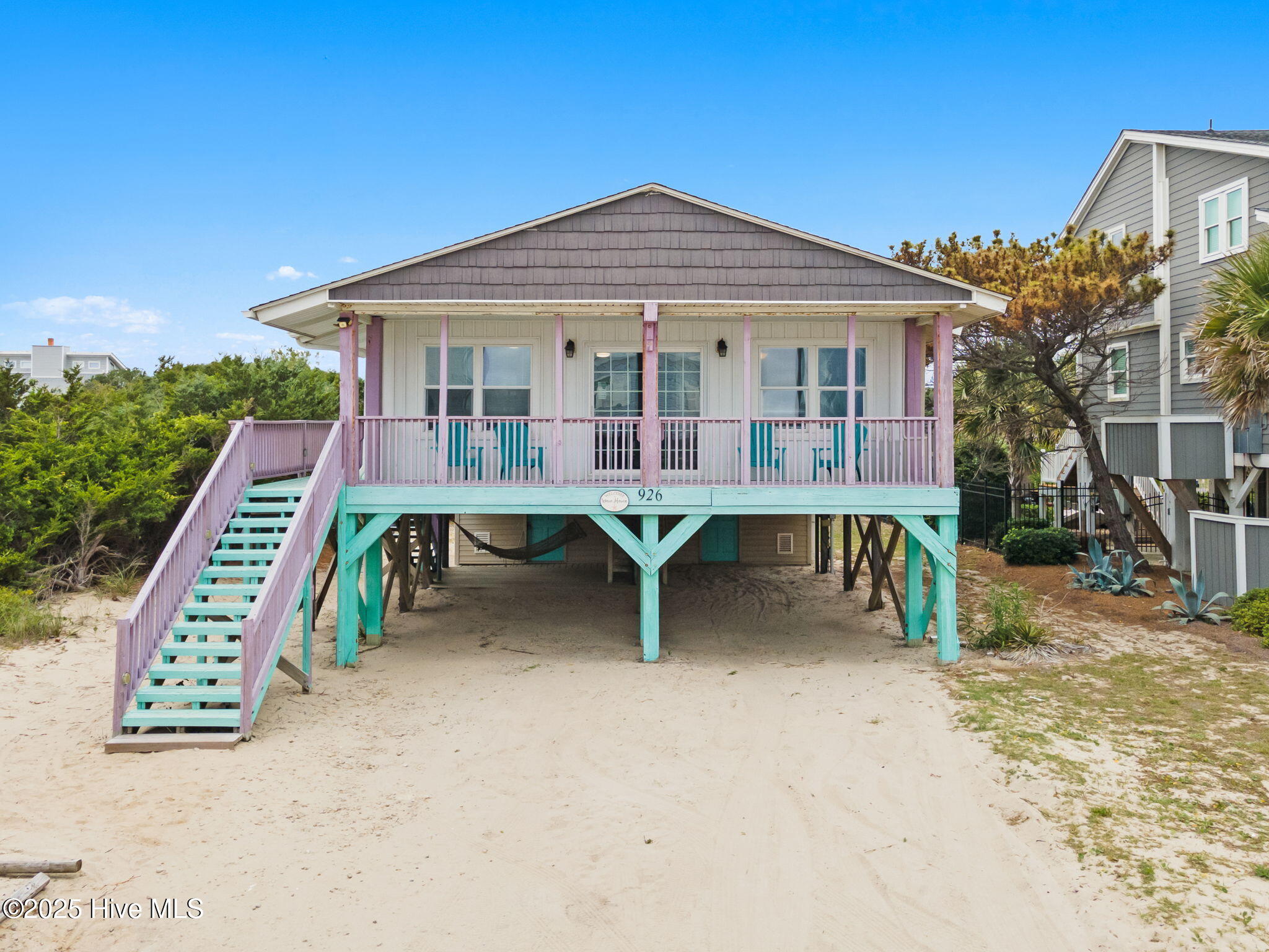 926 E Beach Drive Property Photo 8