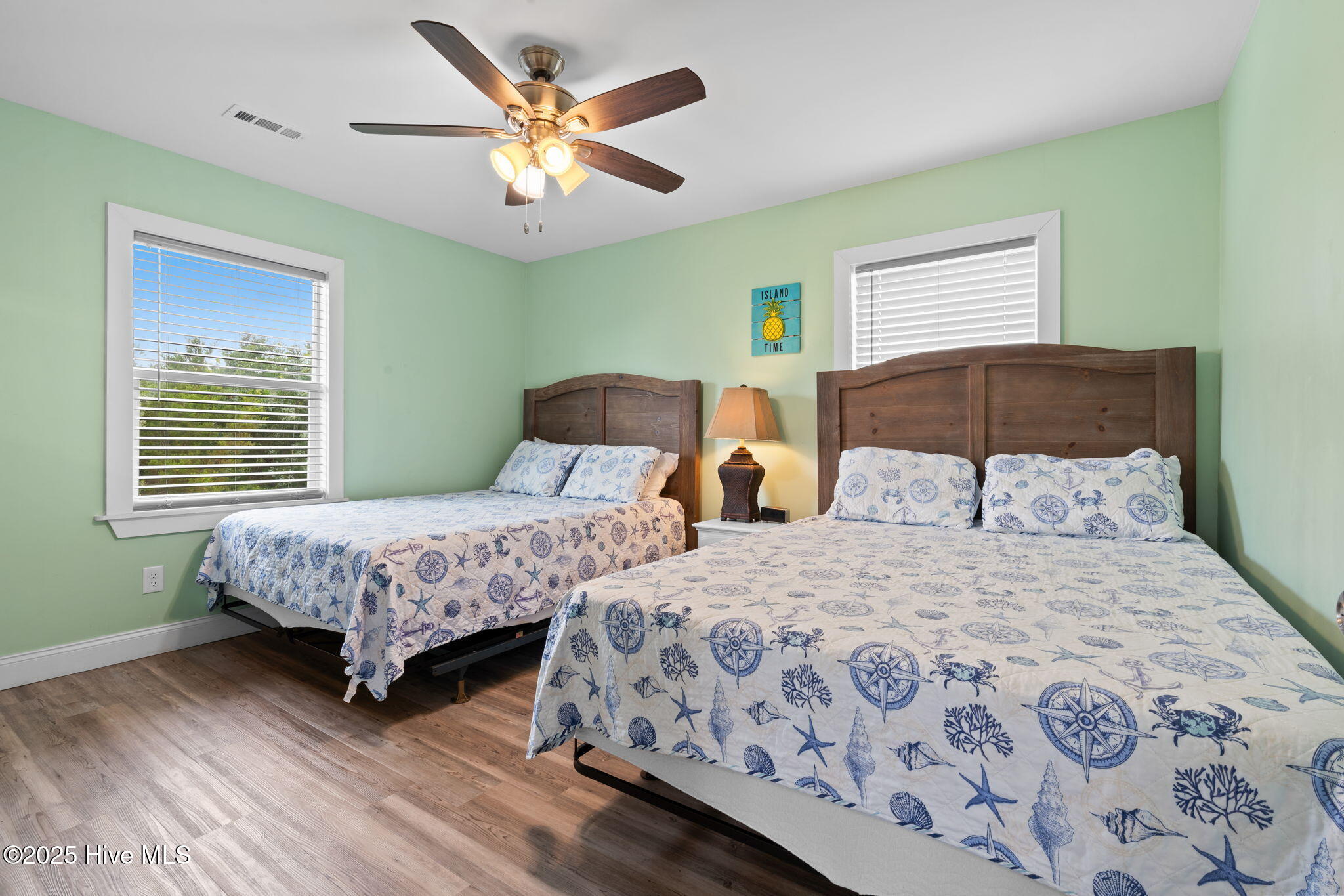 926 E Beach Drive Property Photo 24