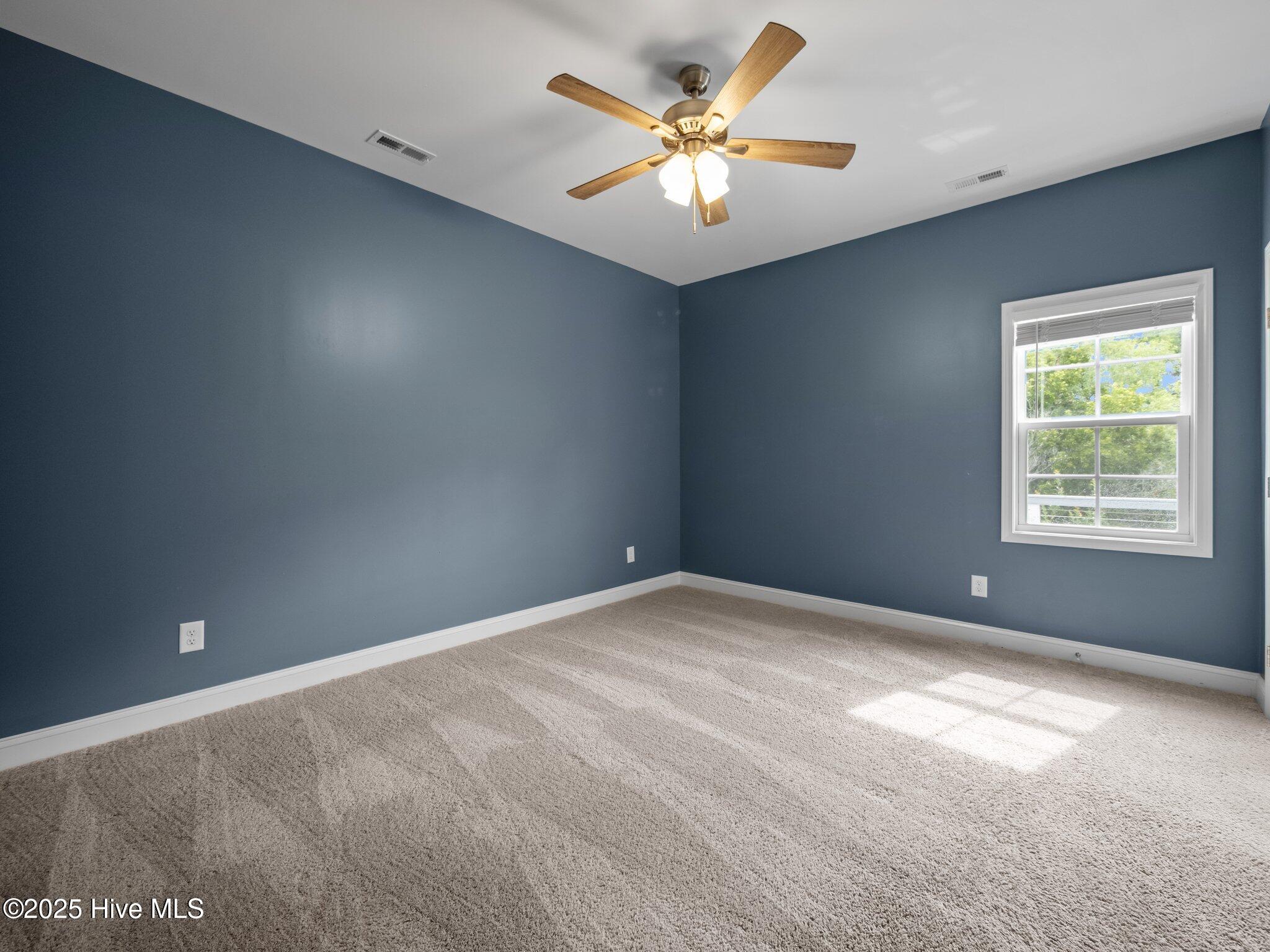 608 Creek Court Property Photo 18