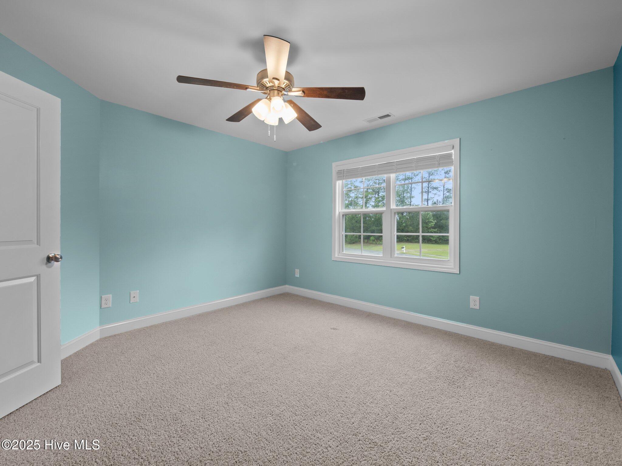 608 Creek Court Property Photo 27